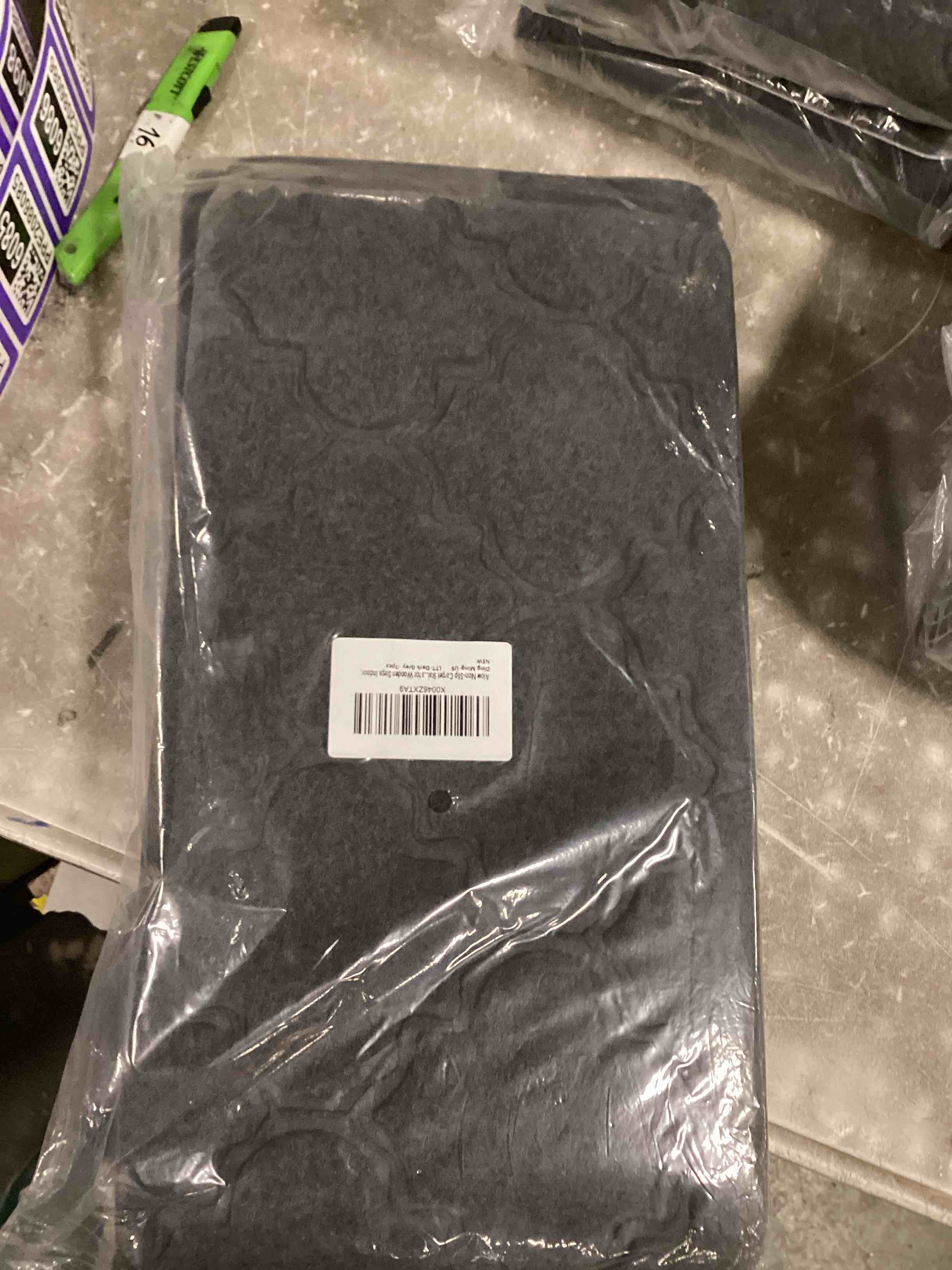 https://s3.amazonaws.com/lotting-images-prod/bidfta/_1739460477877.jpeg