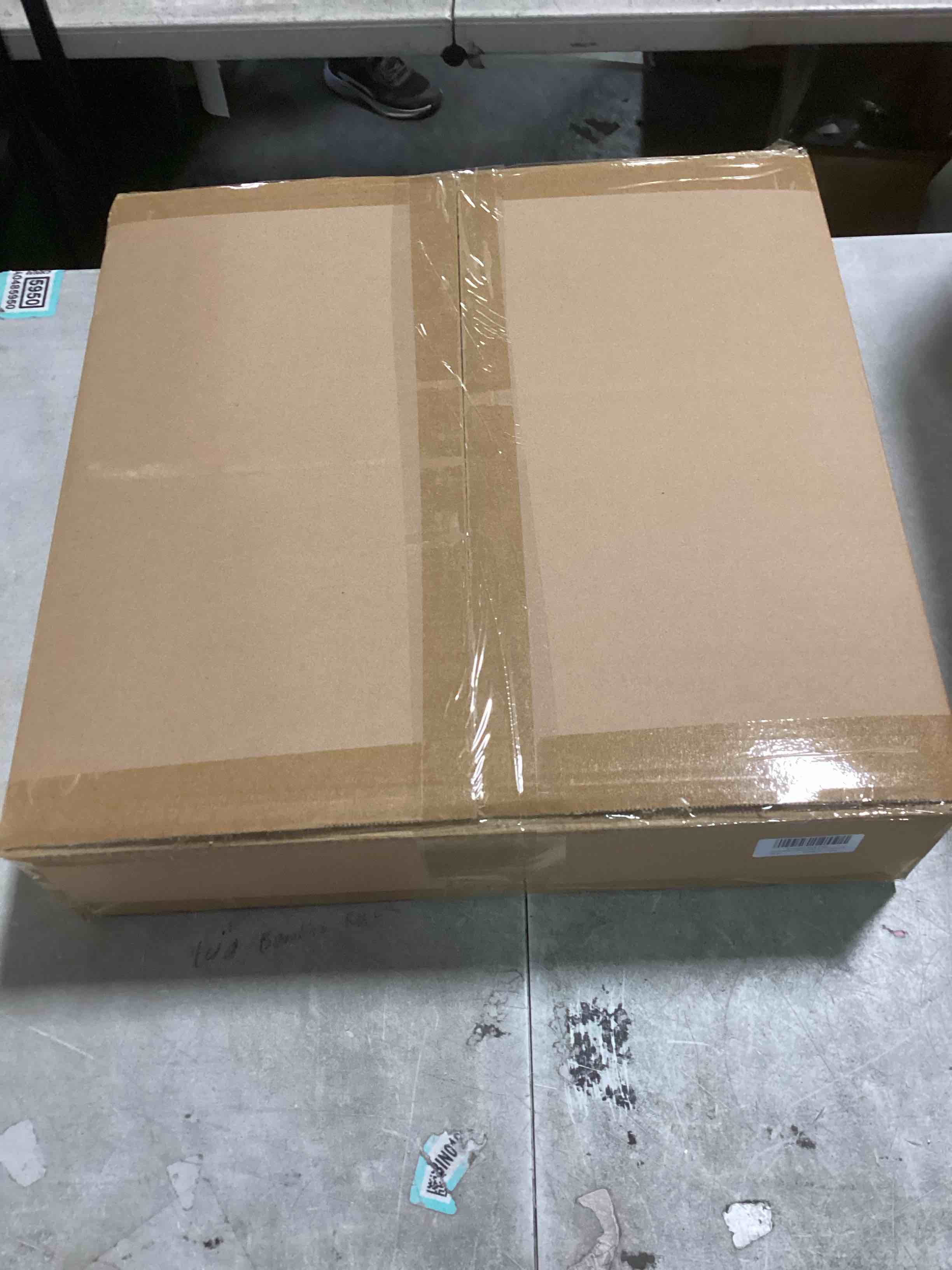 https://s3.amazonaws.com/lotting-images-prod/bidfta/_1739461916633.jpeg