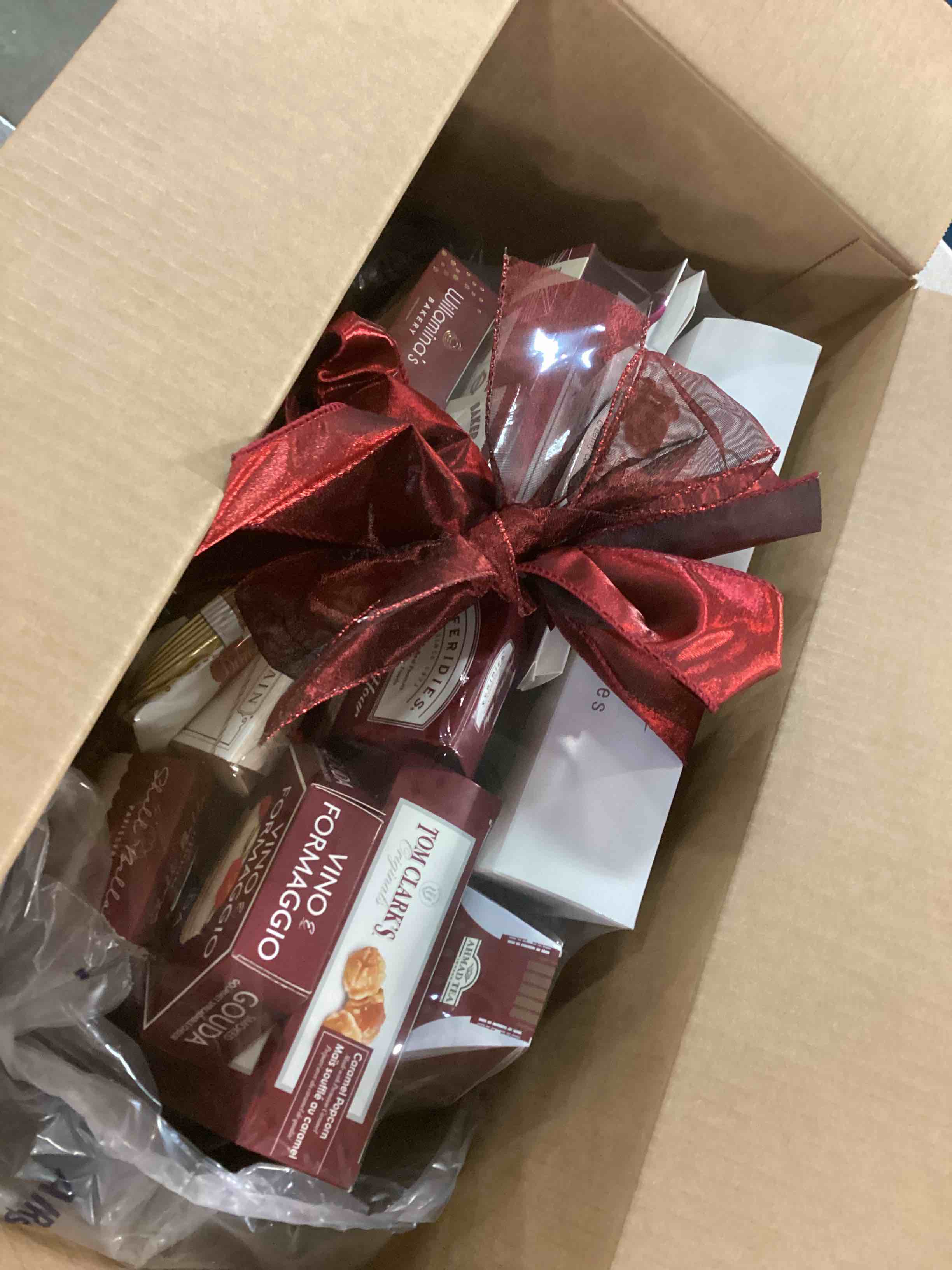 https://s3.amazonaws.com/lotting-images-prod/bidfta/_1739462338108.jpeg