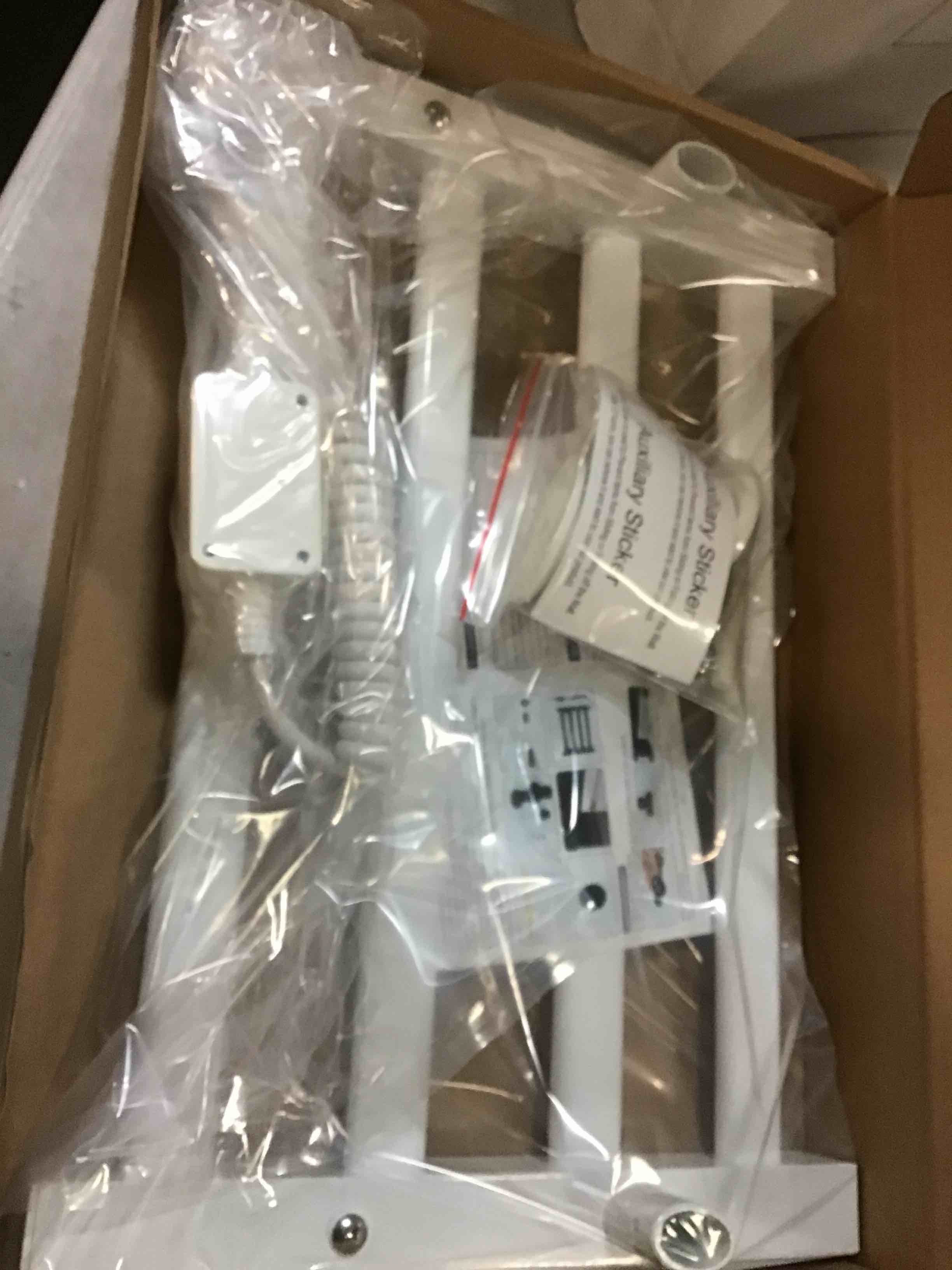 https://s3.amazonaws.com/lotting-images-prod/bidfta/_1739473838125.jpeg