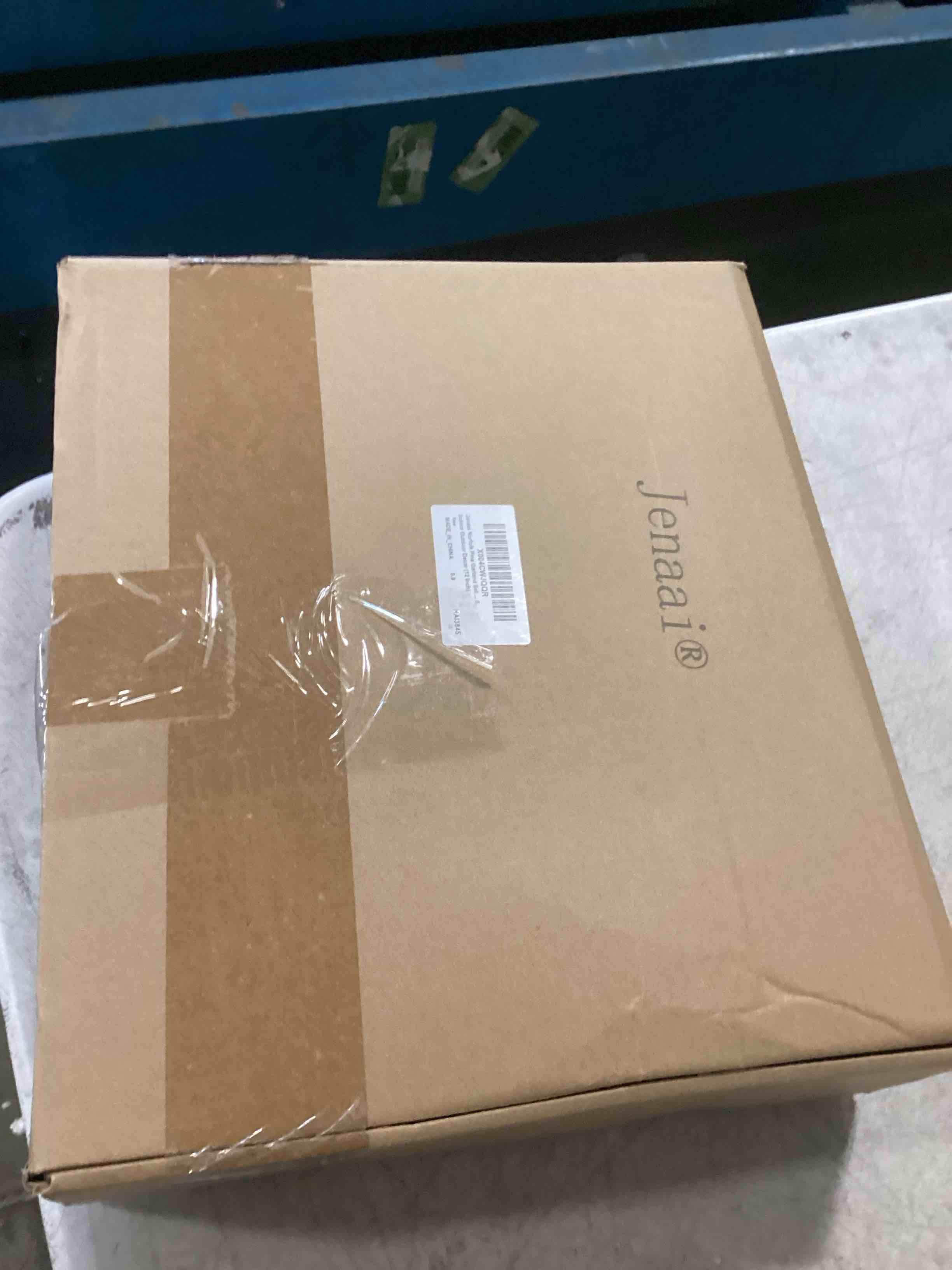 https://s3.amazonaws.com/lotting-images-prod/bidfta/_1739553863280.jpeg