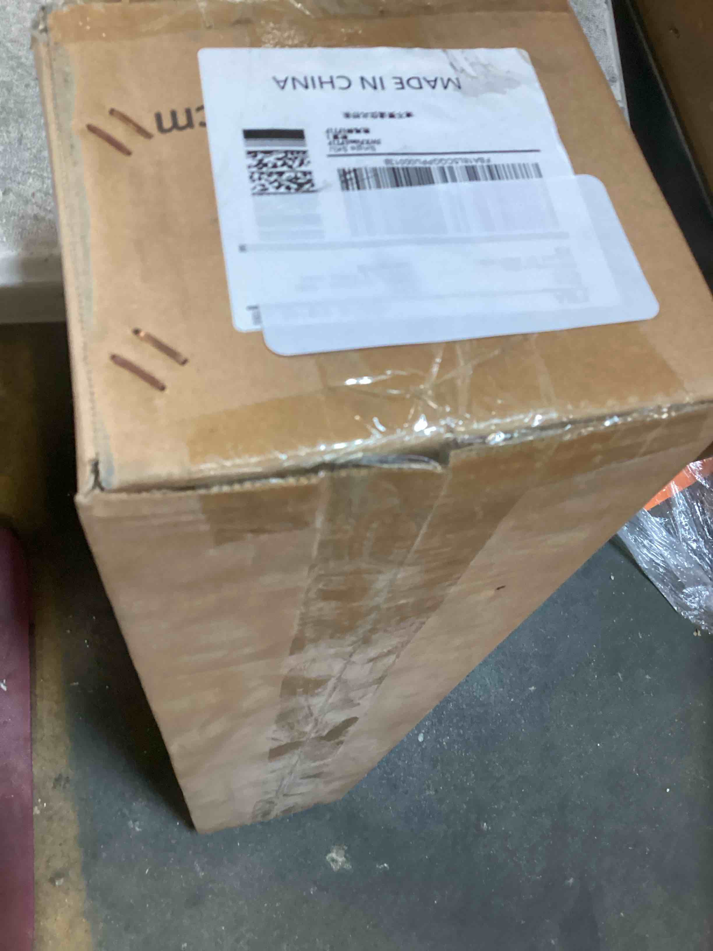 https://s3.amazonaws.com/lotting-images-prod/bidfta/_1739554041497.jpeg