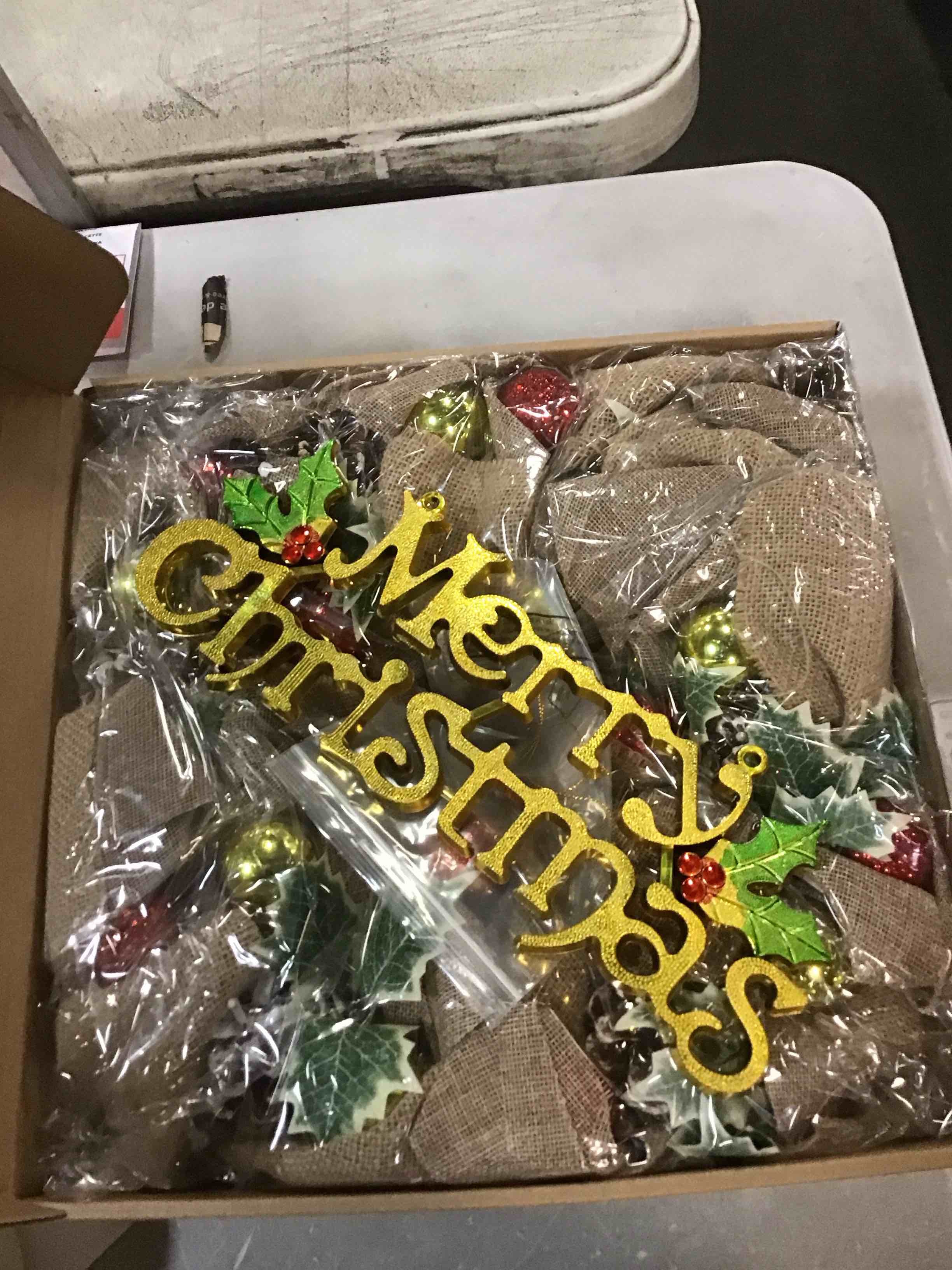 Dingion 20 Inch Merry Christmas Burlap Wreath for Front Door Christmas Wreath with Artificial Pinecones Red Berry Leaf Accessories for Front Door Fireplaces Window Porch Home Wall Xmas Decor