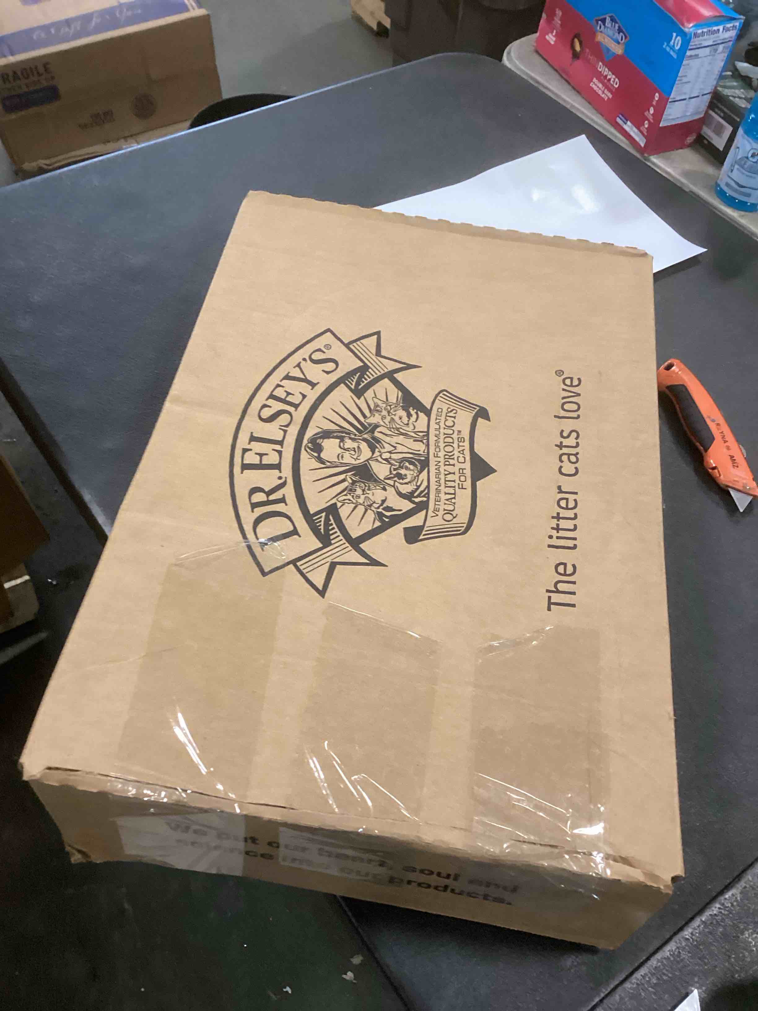 https://s3.amazonaws.com/lotting-images-prod/bidfta/_1739567098029.jpeg