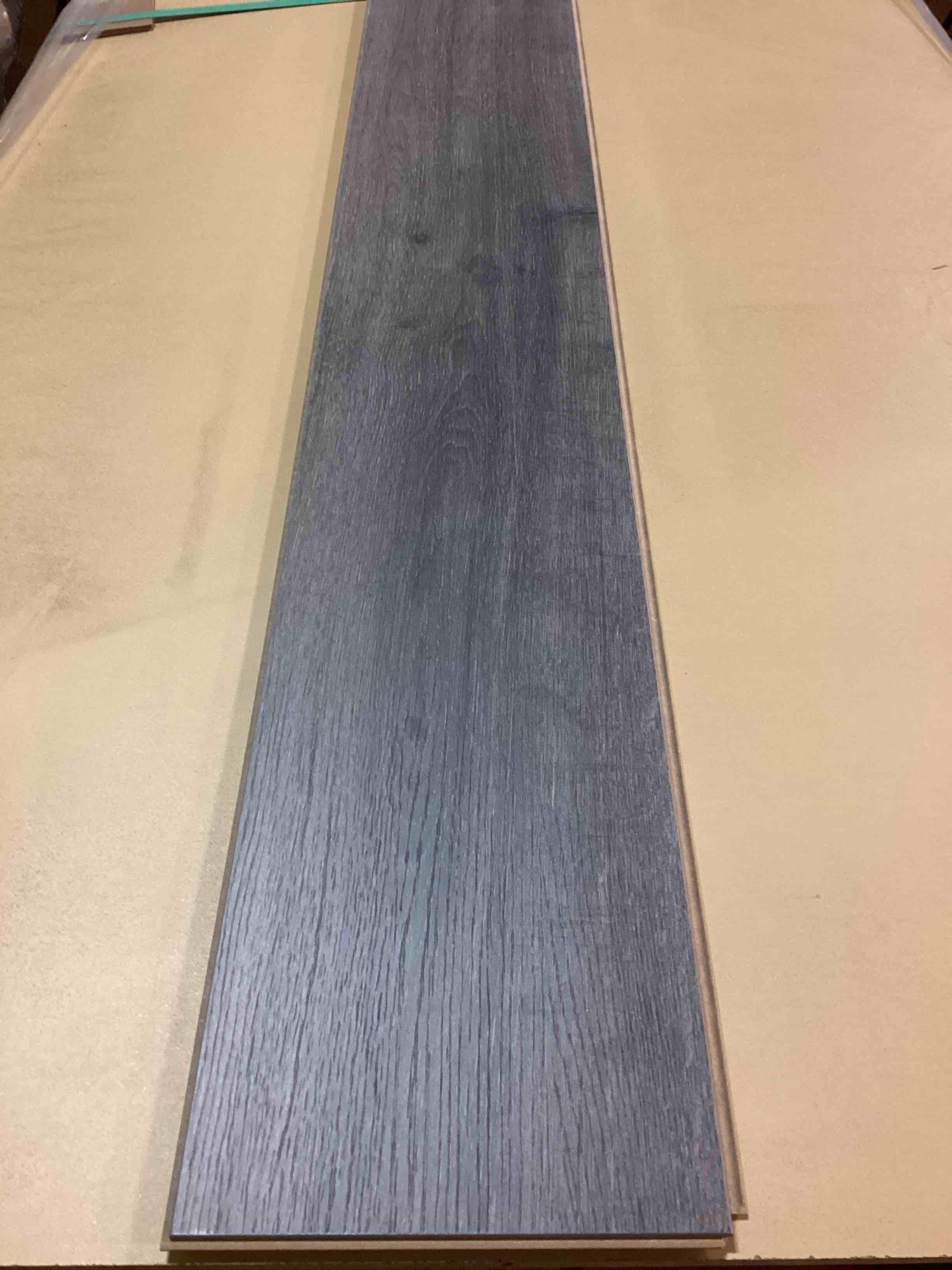 Laminate Wood Flooring (18.59 sq ft/ Box) 56 Boxes = 1041.25 Sq Ft bid per sq ft 