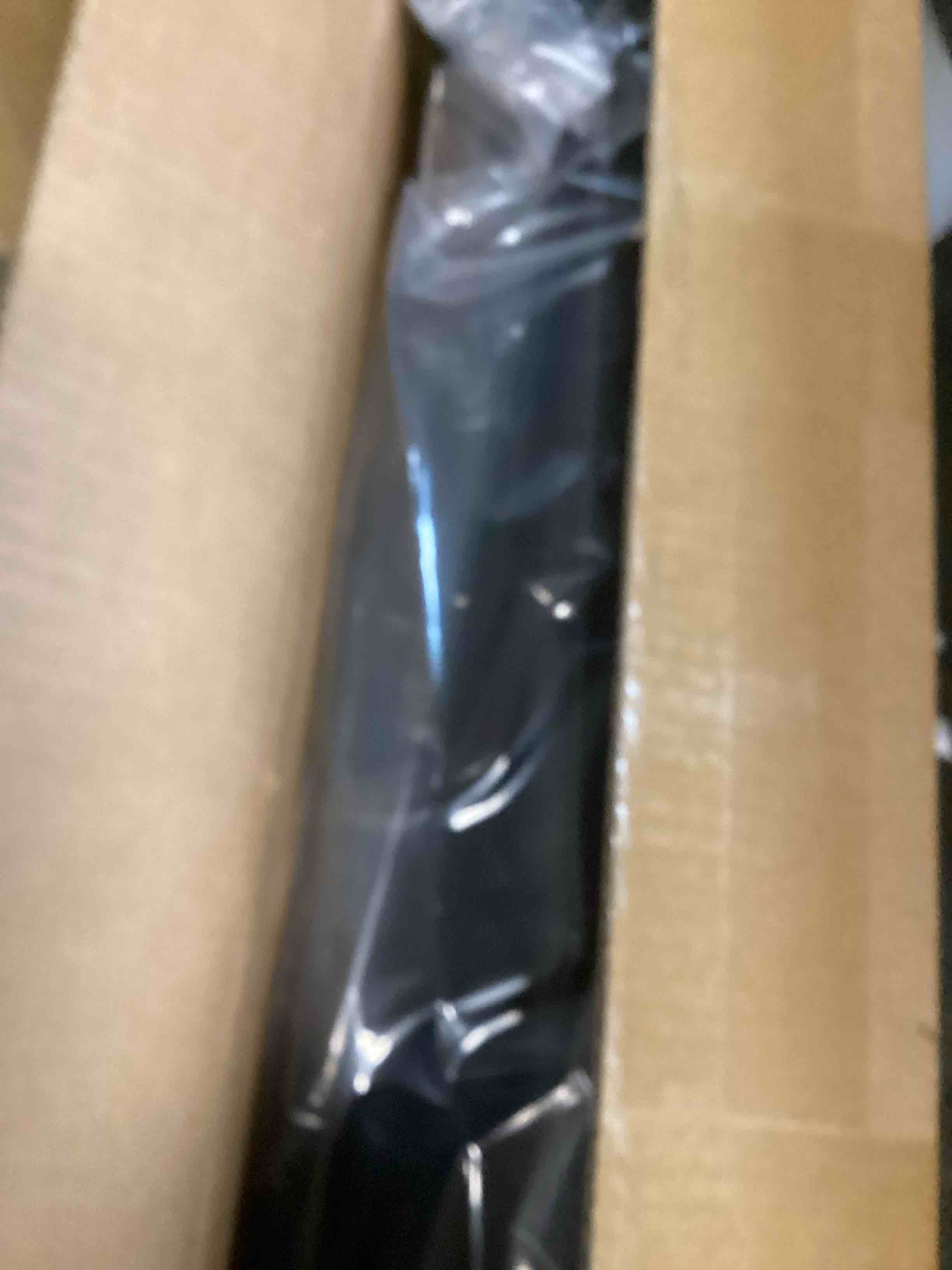 https://s3.amazonaws.com/lotting-images-prod/bidfta/_1739811398628.jpeg