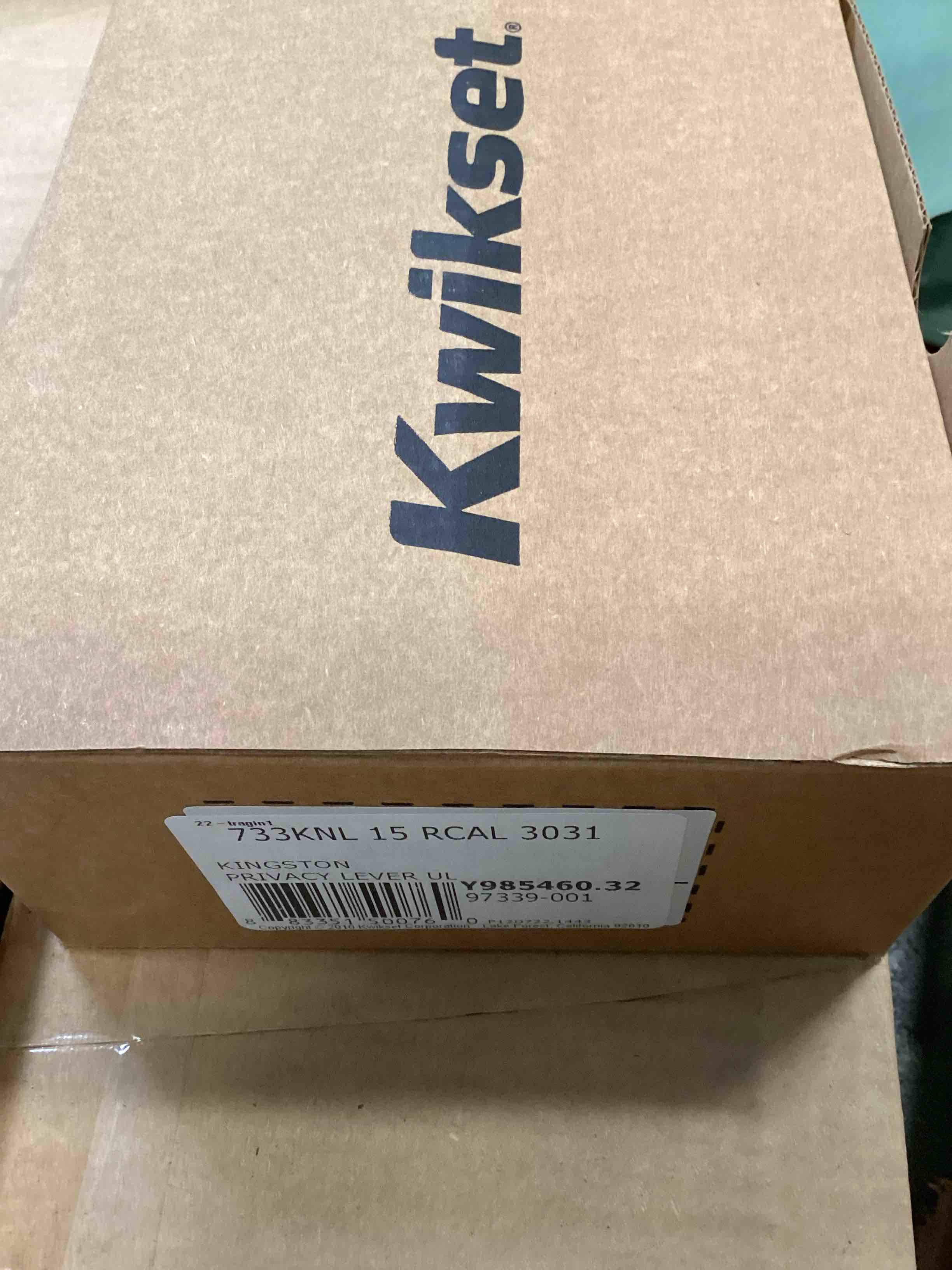 https://s3.amazonaws.com/lotting-images-prod/bidfta/_1739815699259.jpeg