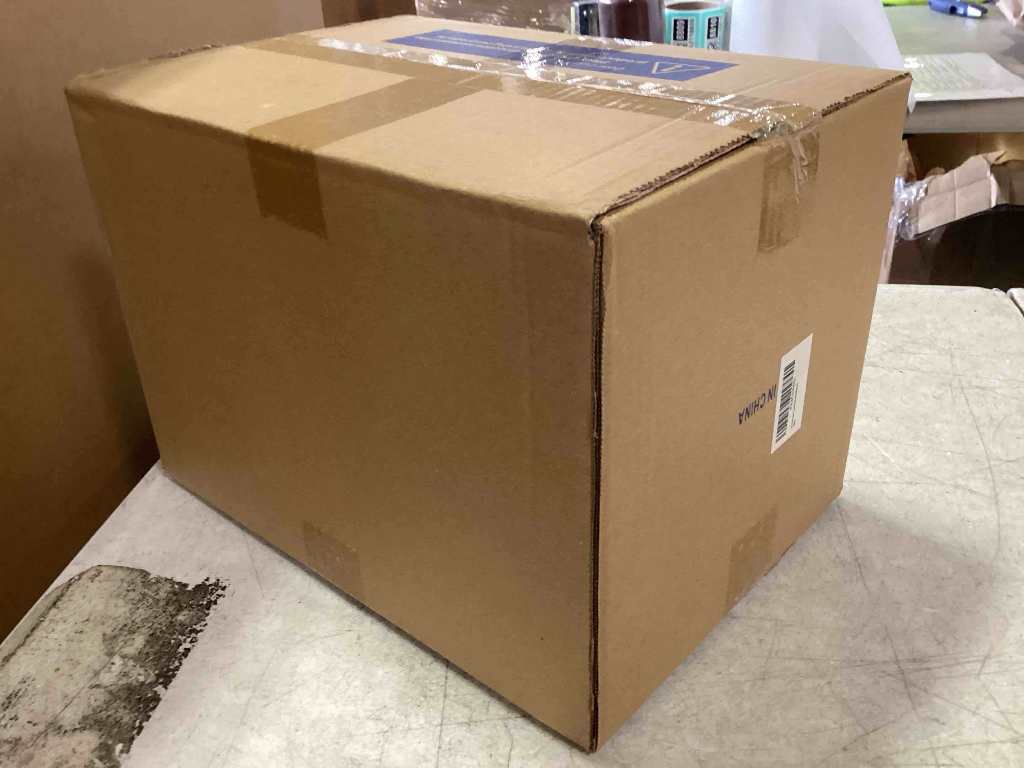 https://s3.amazonaws.com/lotting-images-prod/bidfta/_1739900786545.jpeg