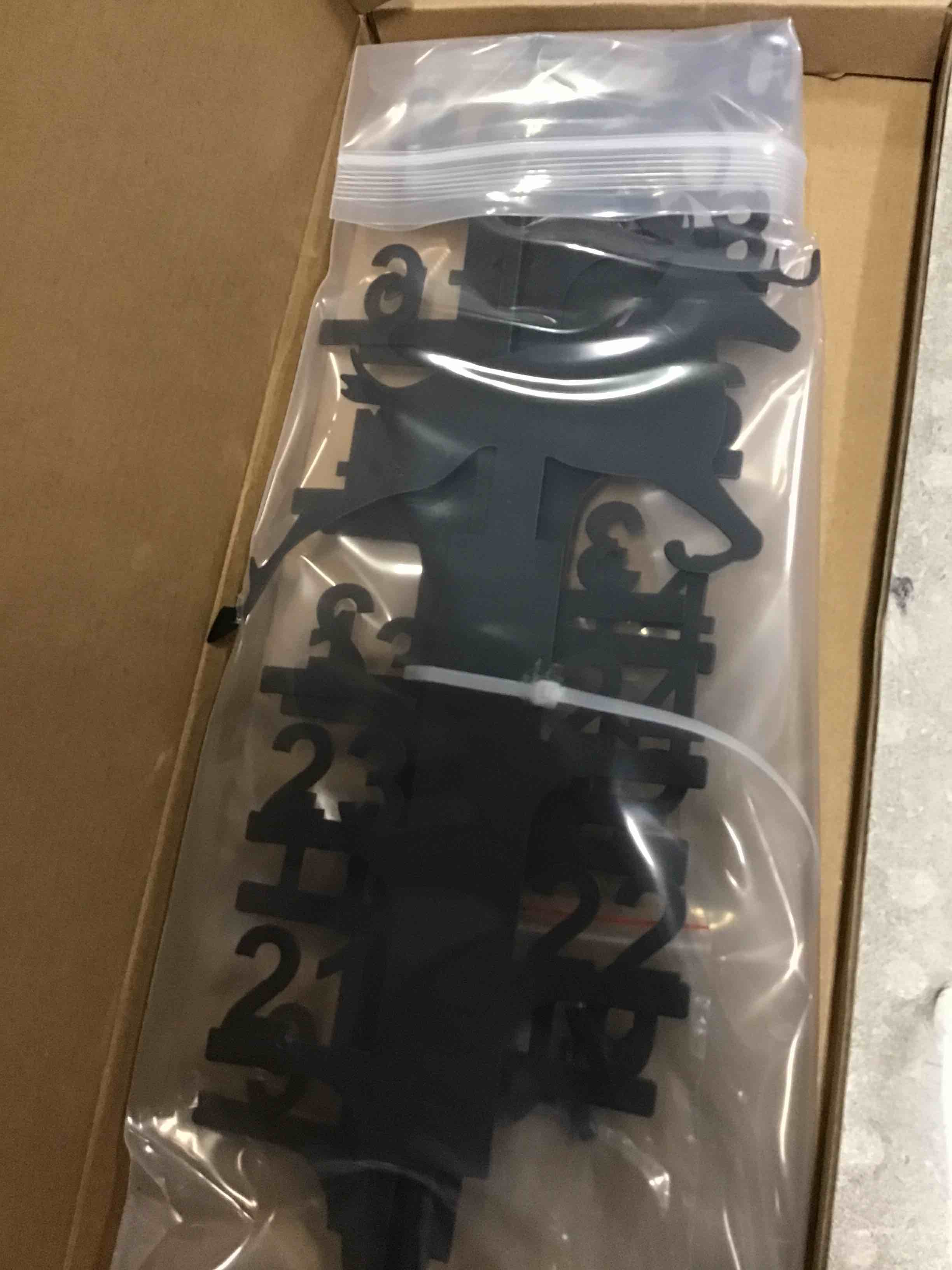 https://s3.amazonaws.com/lotting-images-prod/bidfta/_1739903338587.jpeg