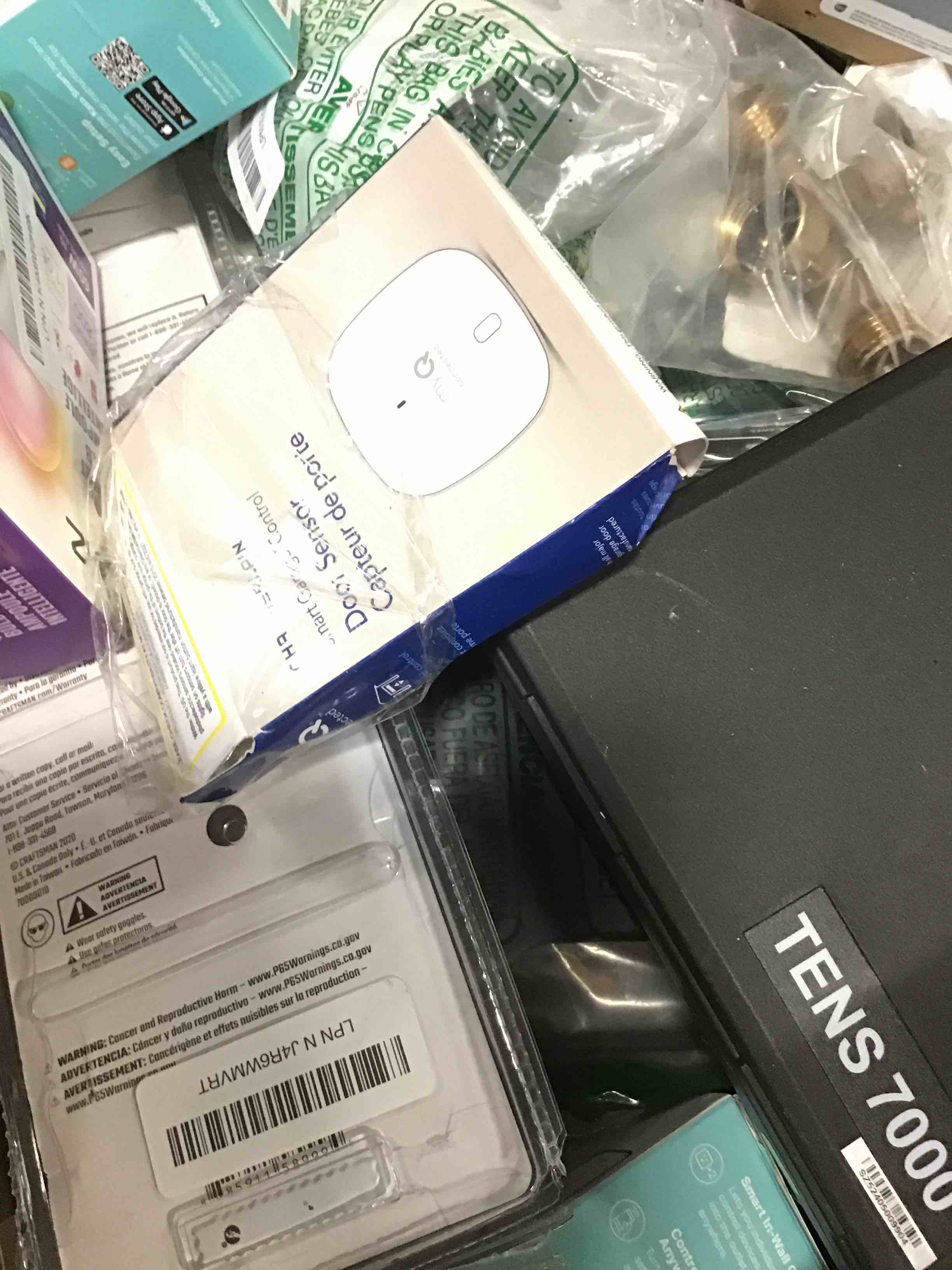 https://s3.amazonaws.com/lotting-images-prod/bidfta/_1740420385226.jpeg