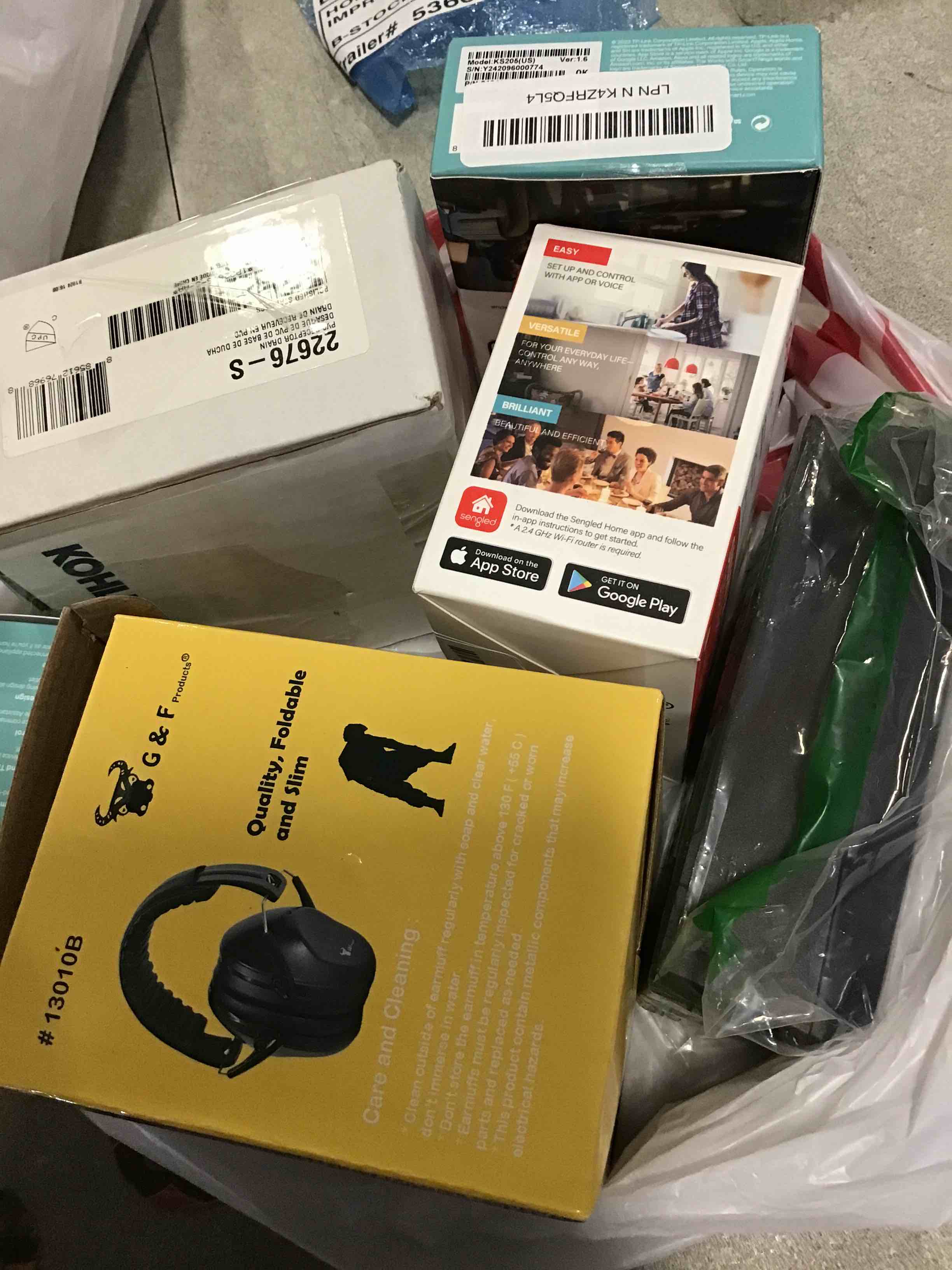 https://s3.amazonaws.com/lotting-images-prod/bidfta/_1740428957305.jpeg