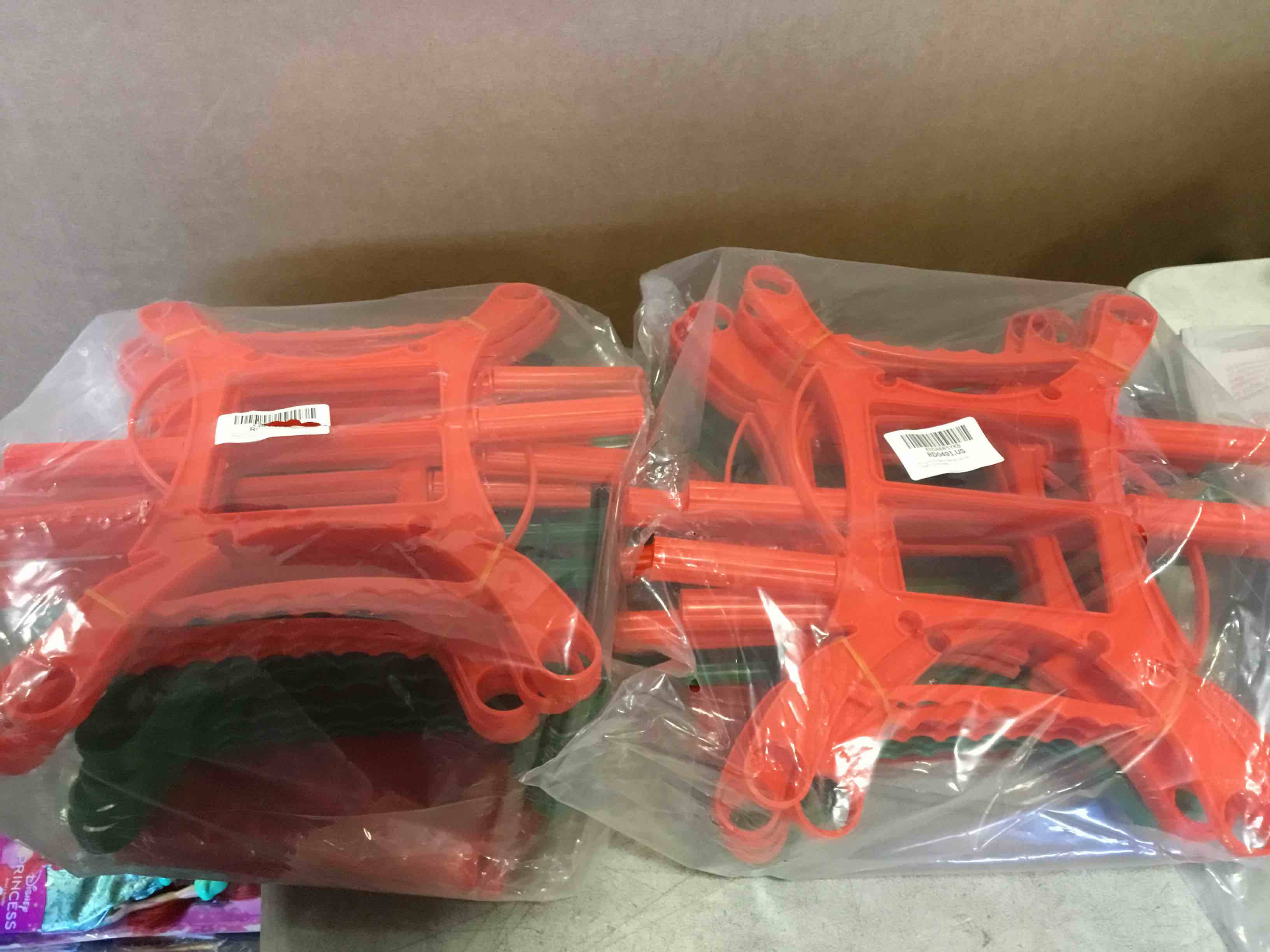 https://s3.amazonaws.com/lotting-images-prod/bidfta/_1740514860824.jpeg