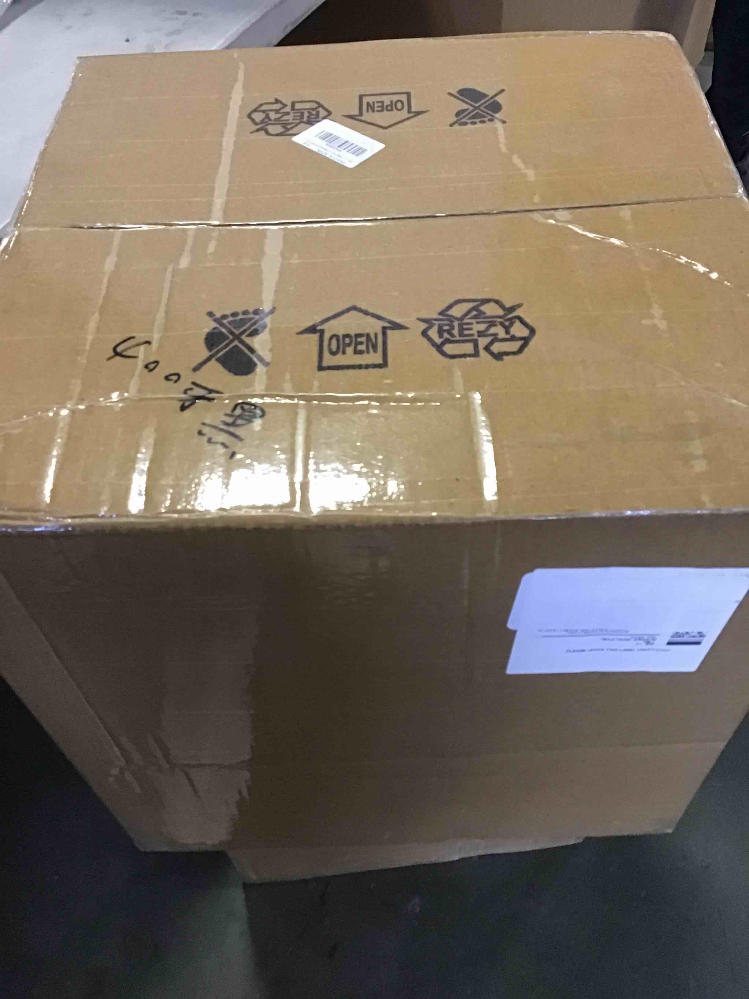 https://s3.amazonaws.com/lotting-images-prod/bidfta/_1740517292097.jpeg