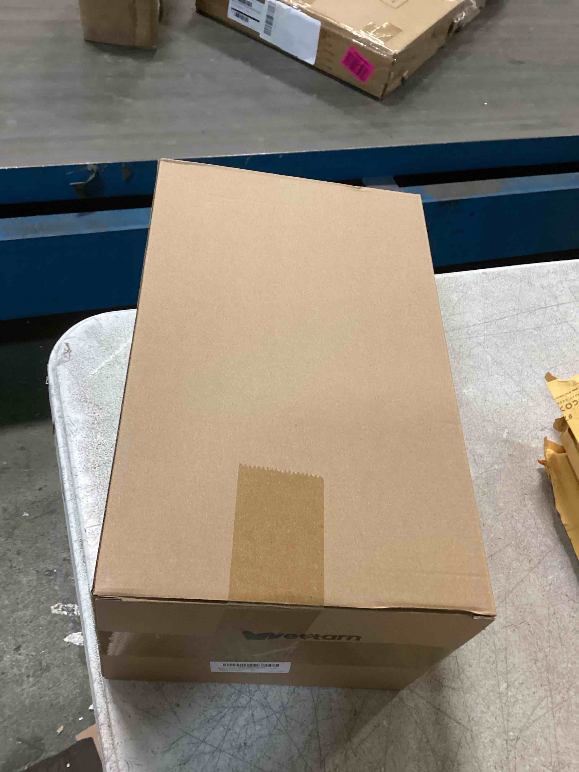 https://s3.amazonaws.com/lotting-images-prod/bidfta/_1740603398928.jpeg