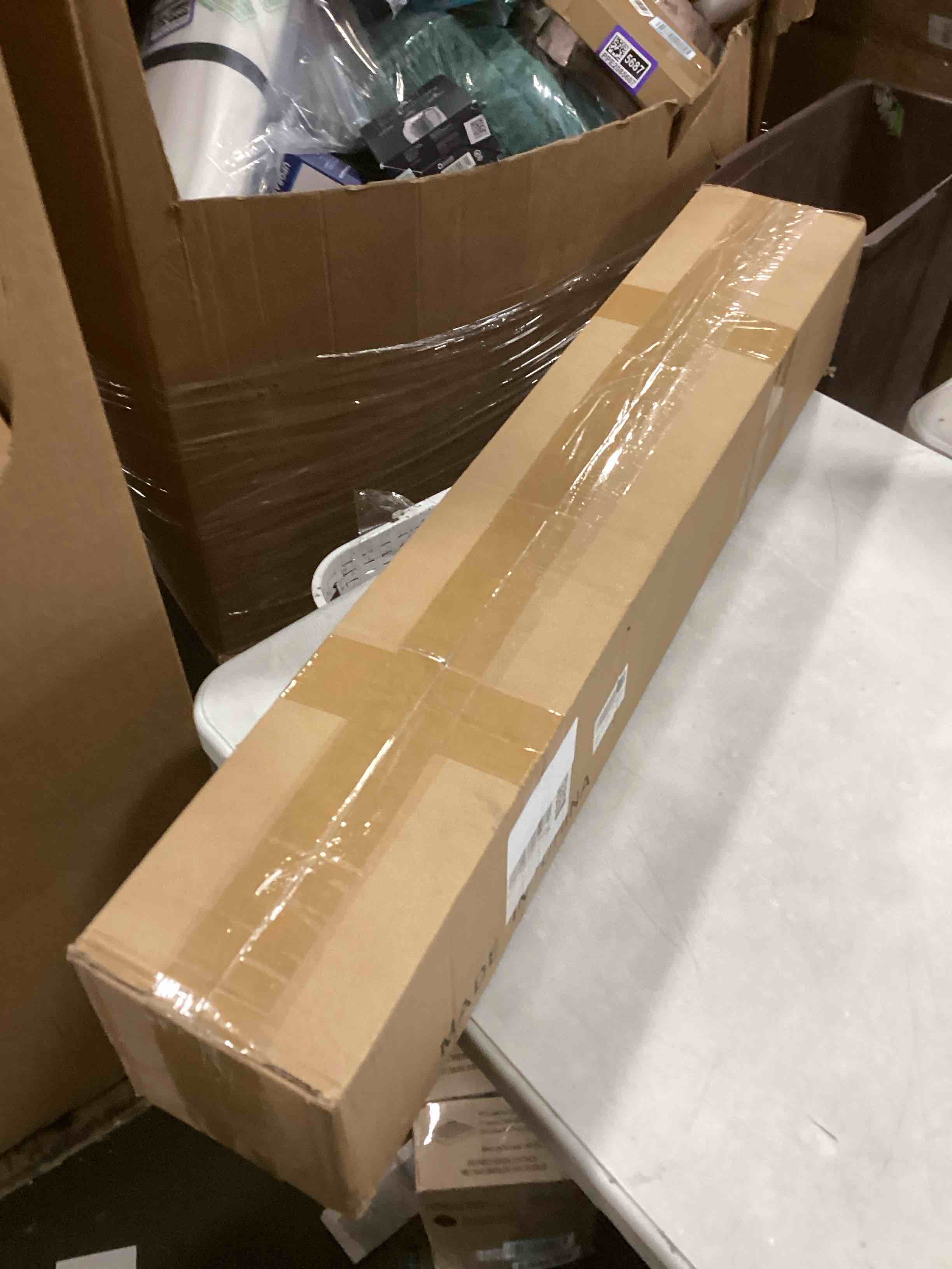 https://s3.amazonaws.com/lotting-images-prod/bidfta/_1740603717295.jpeg