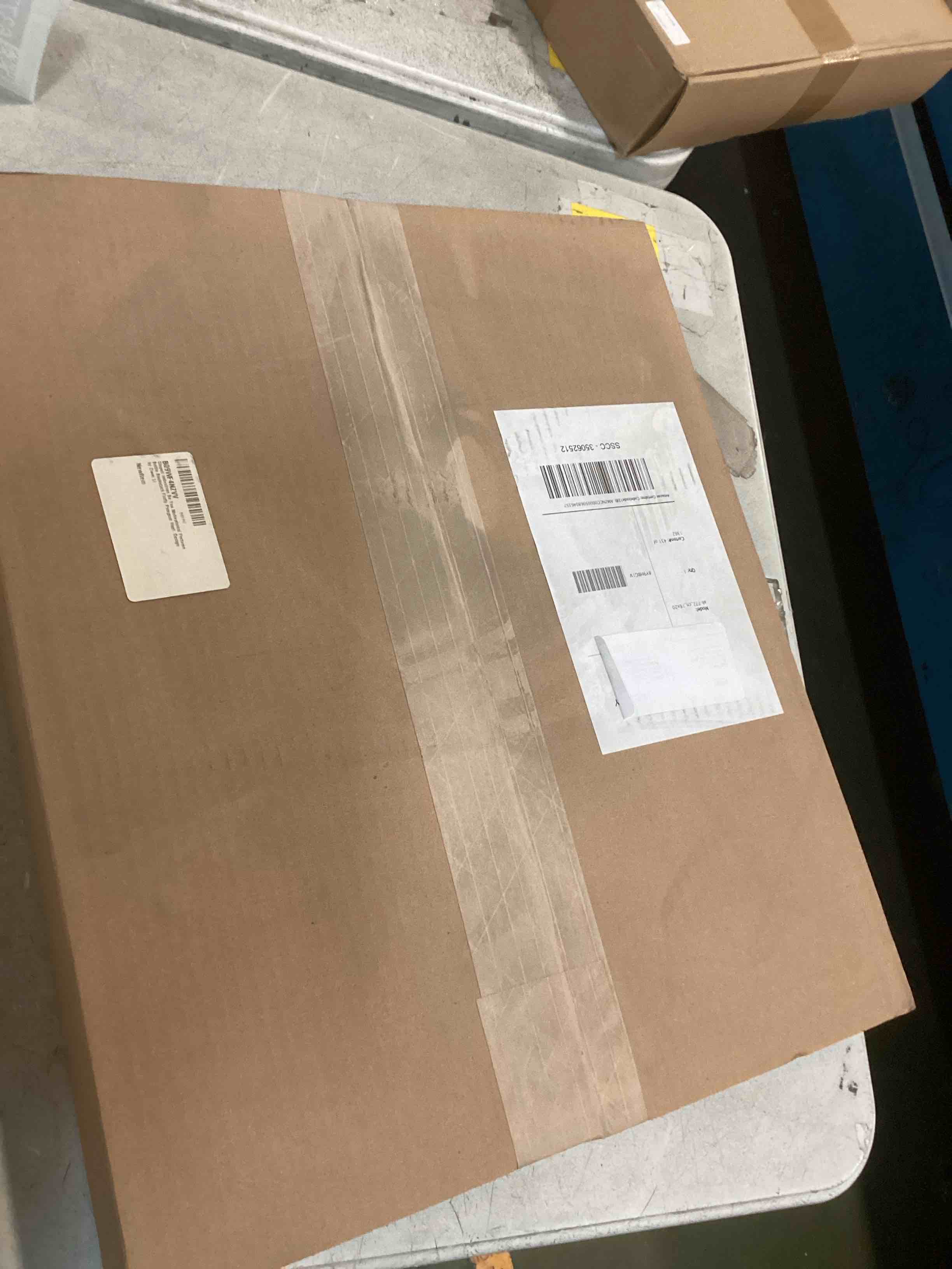 https://s3.amazonaws.com/lotting-images-prod/bidfta/_1740663022509.jpeg