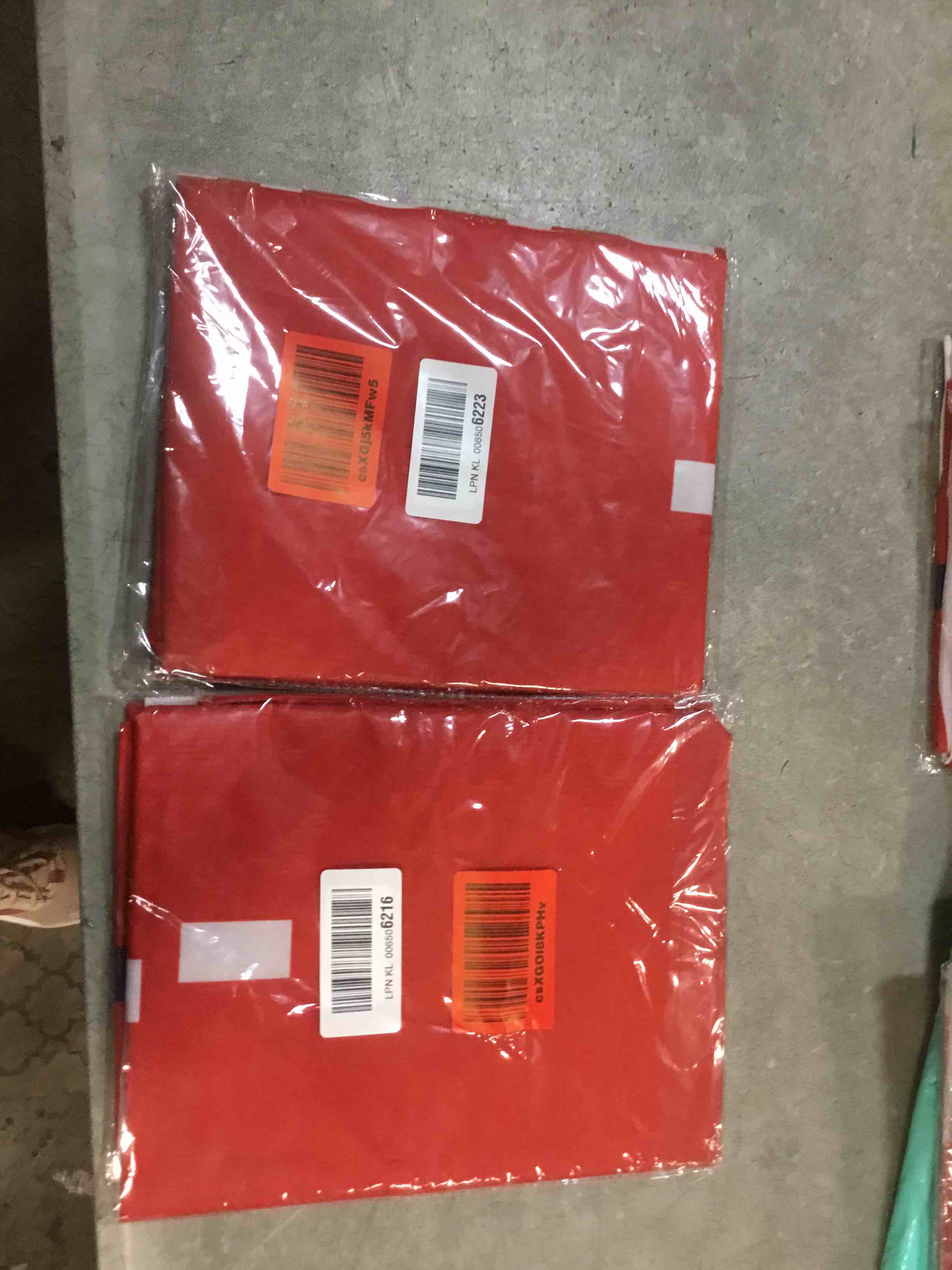 https://s3.amazonaws.com/lotting-images-prod/bidfta/_1740664301696.jpeg