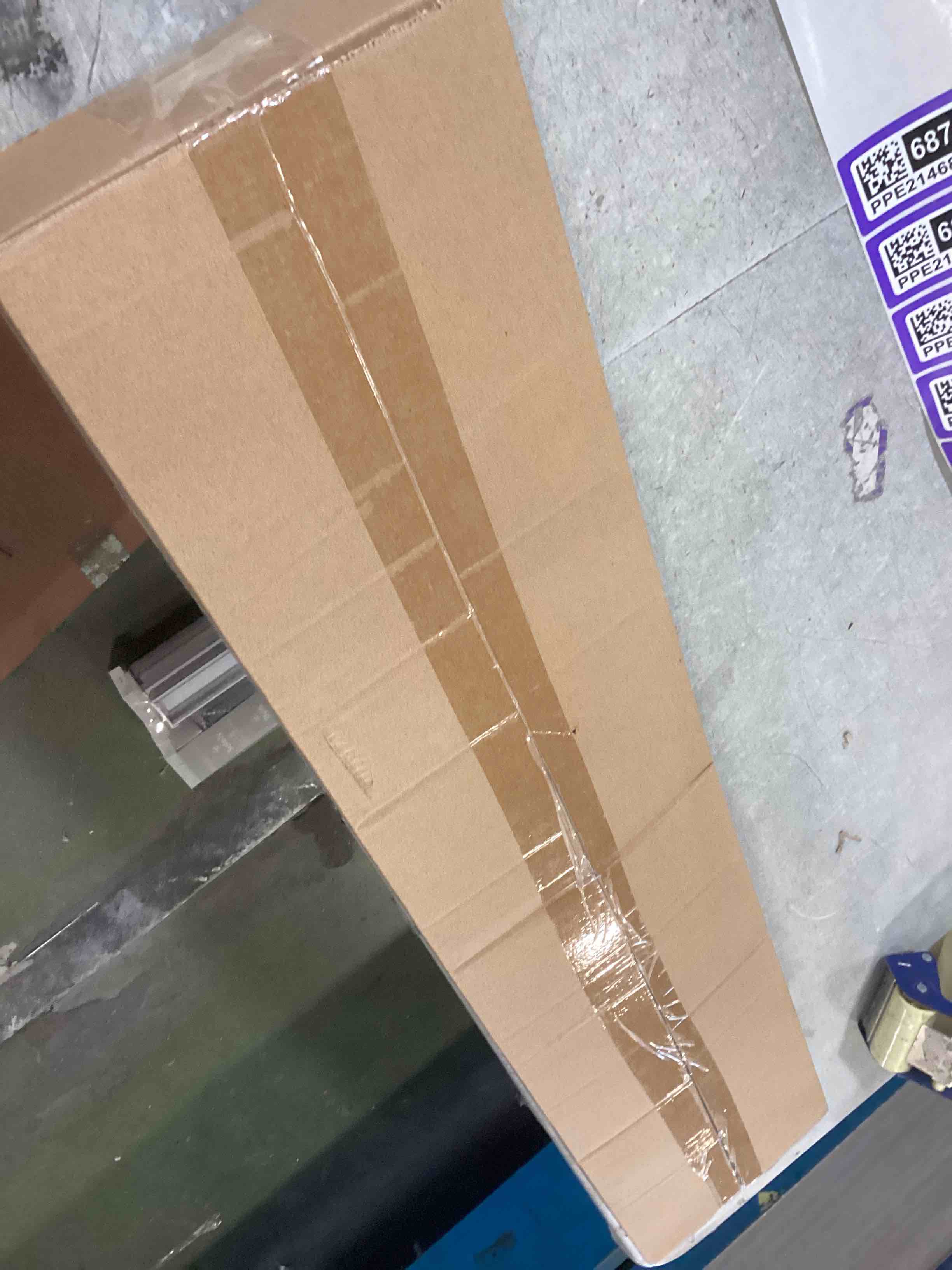 https://s3.amazonaws.com/lotting-images-prod/bidfta/_1740770188132.jpeg