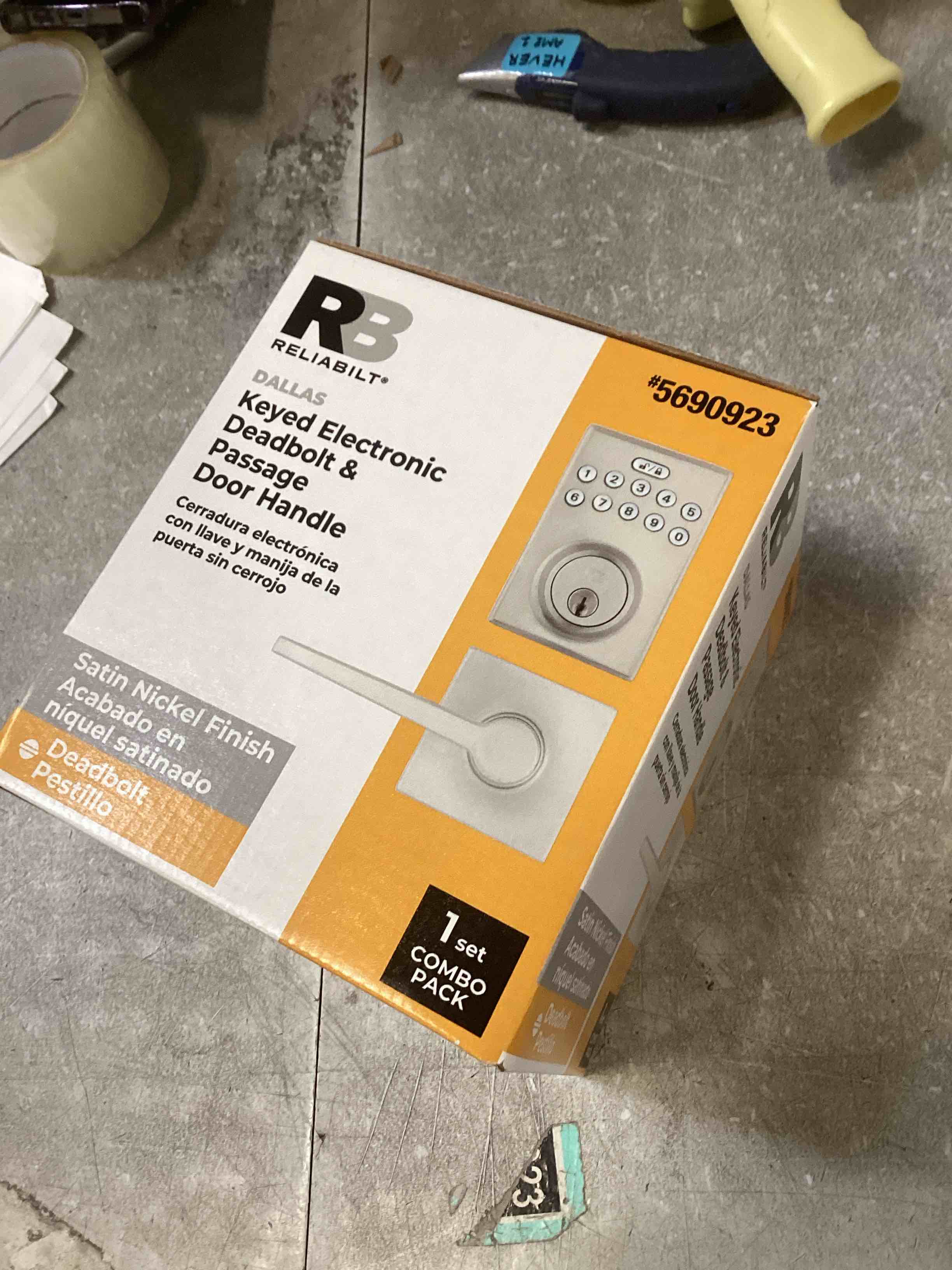 https://s3.amazonaws.com/lotting-images-prod/bidfta/_1740772556868.jpeg