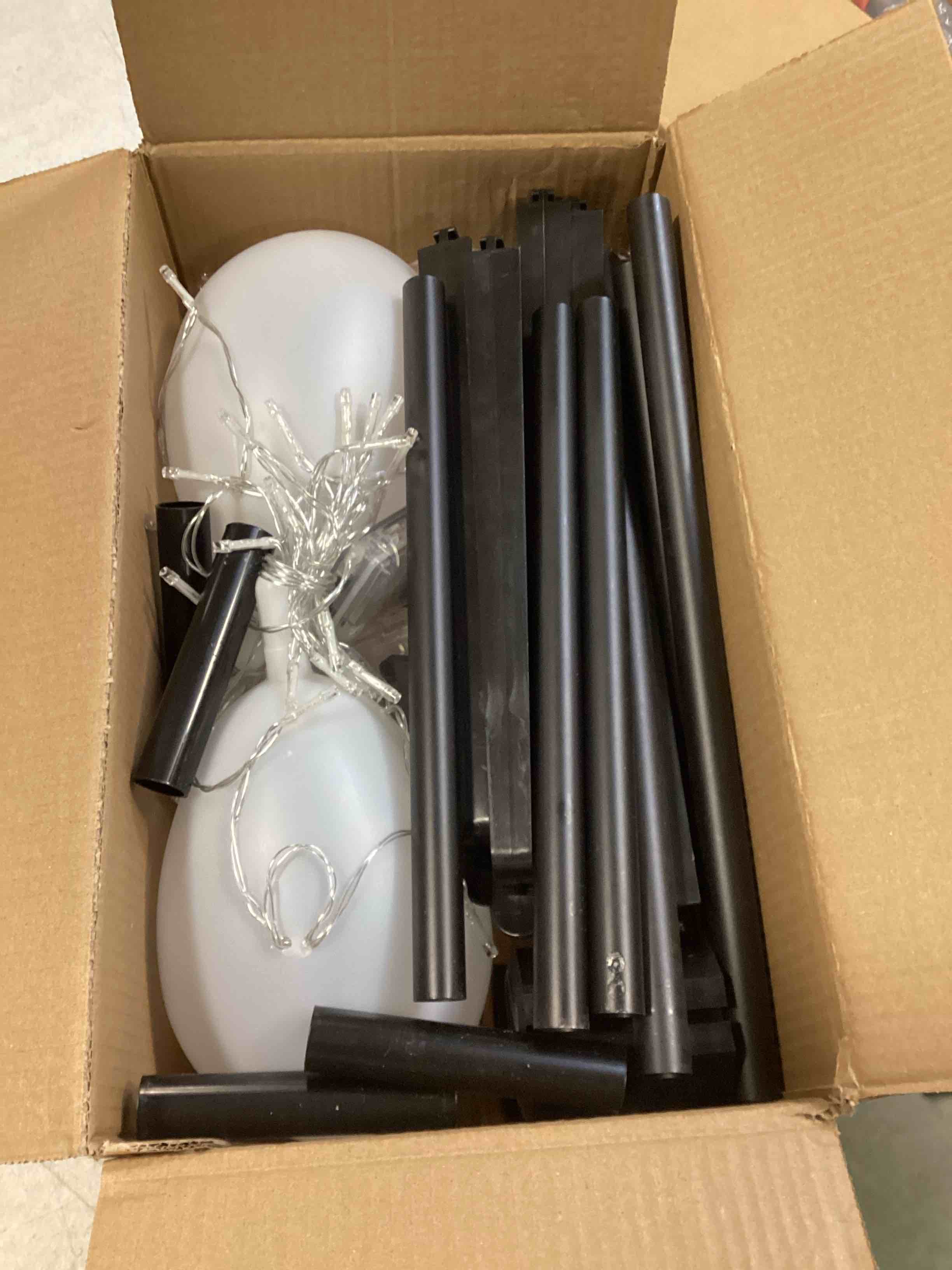 https://s3.amazonaws.com/lotting-images-prod/bidfta/_1741015853727.jpeg