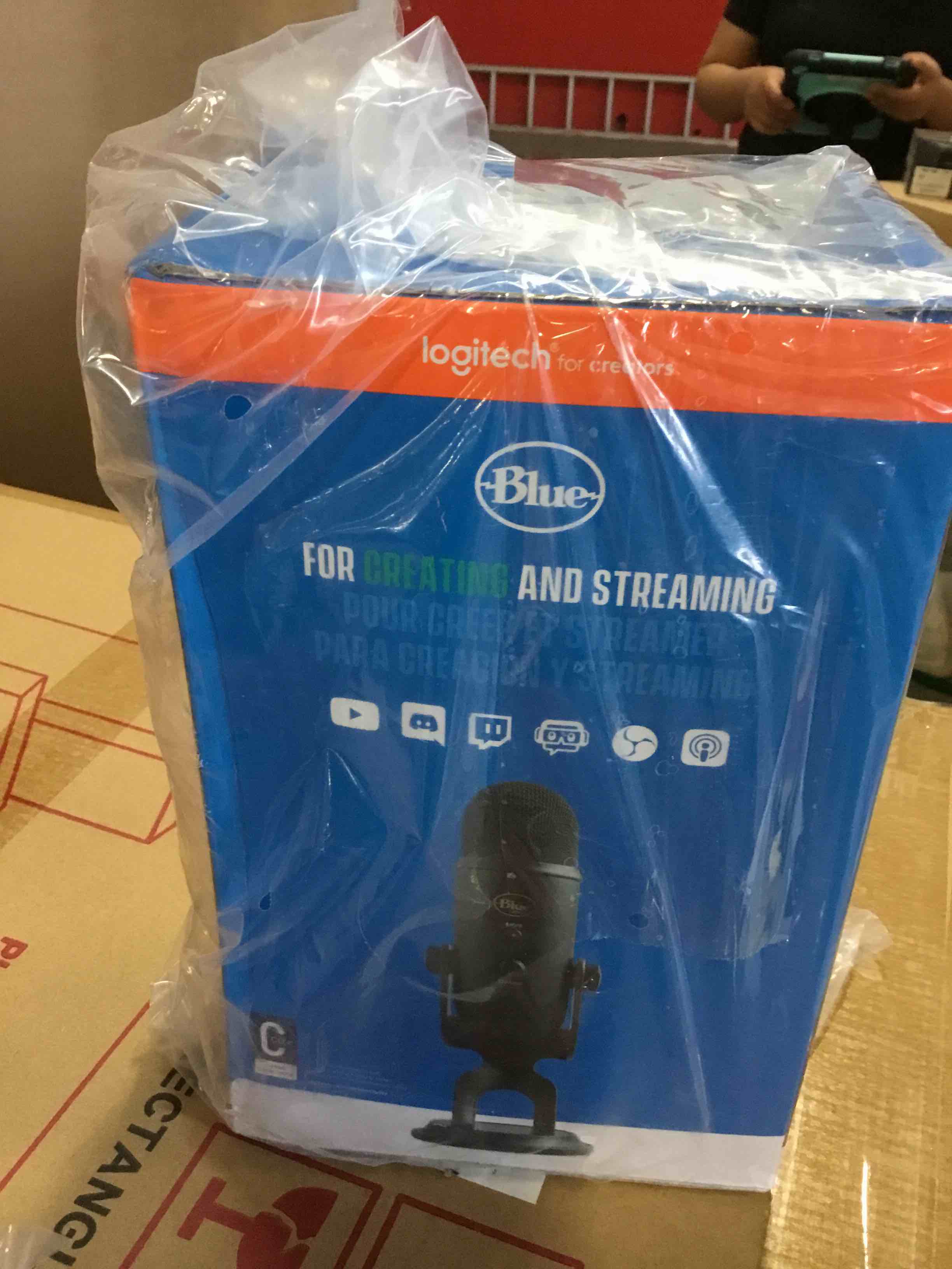 https://s3.amazonaws.com/lotting-images-prod/bidfta/_1741181935609.jpeg