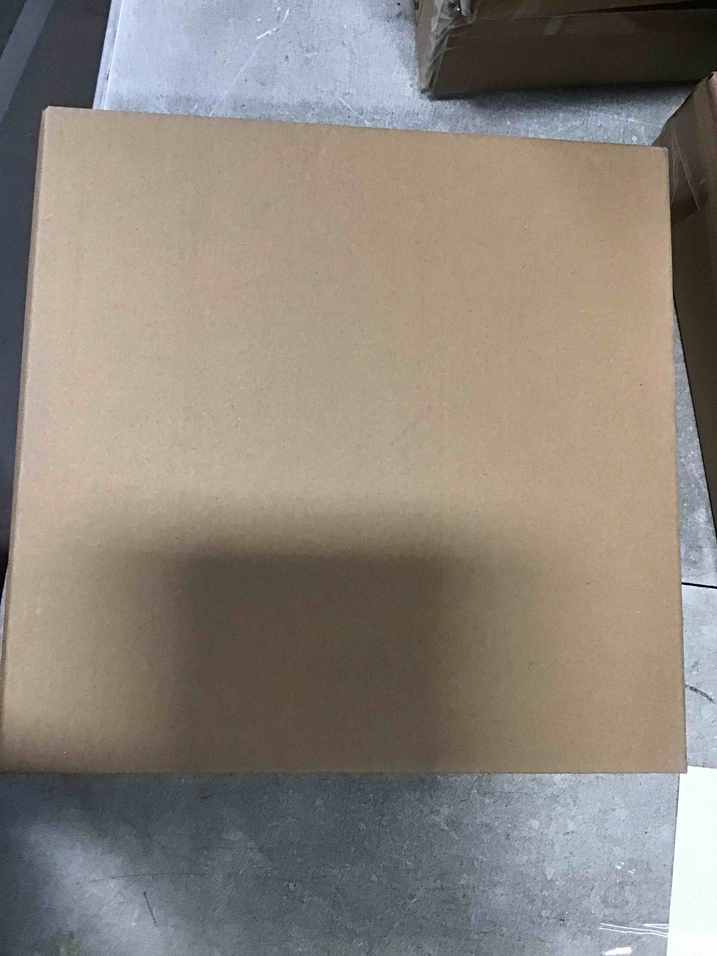 https://s3.amazonaws.com/lotting-images-prod/bidfta/_1741186518101.jpeg