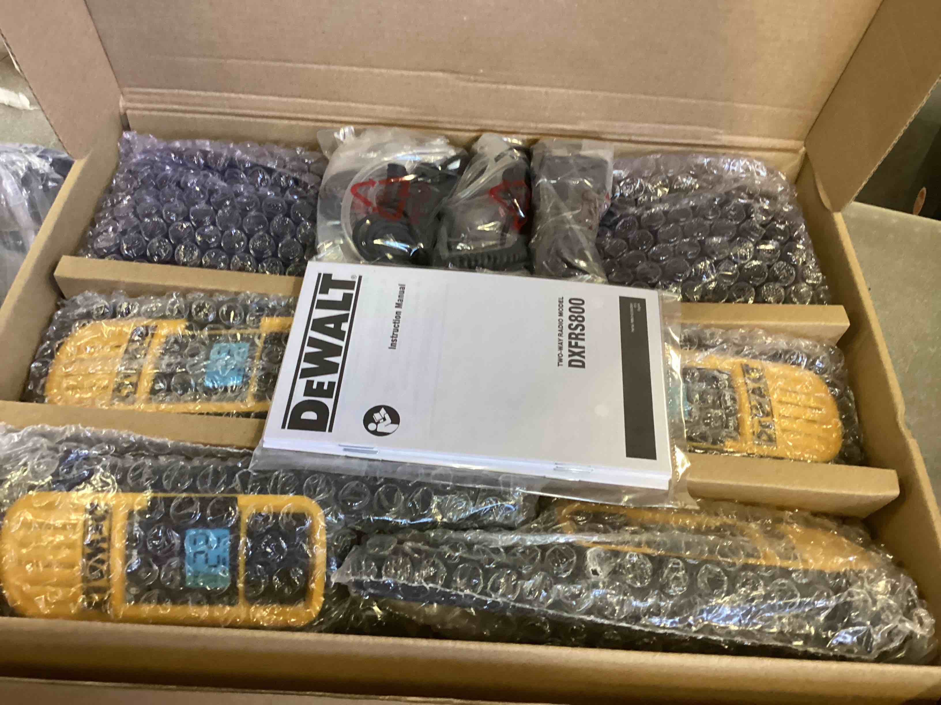 https://s3.amazonaws.com/lotting-images-prod/bidfta/_1741293905150.jpeg