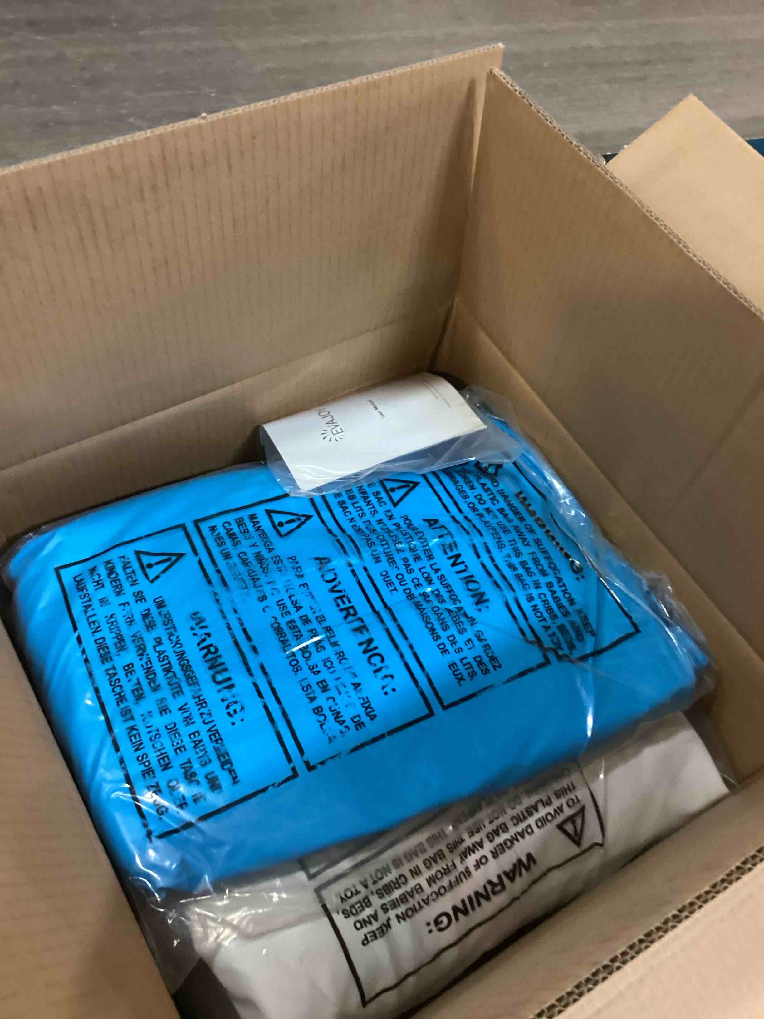https://s3.amazonaws.com/lotting-images-prod/bidfta/_1741608555795.jpeg