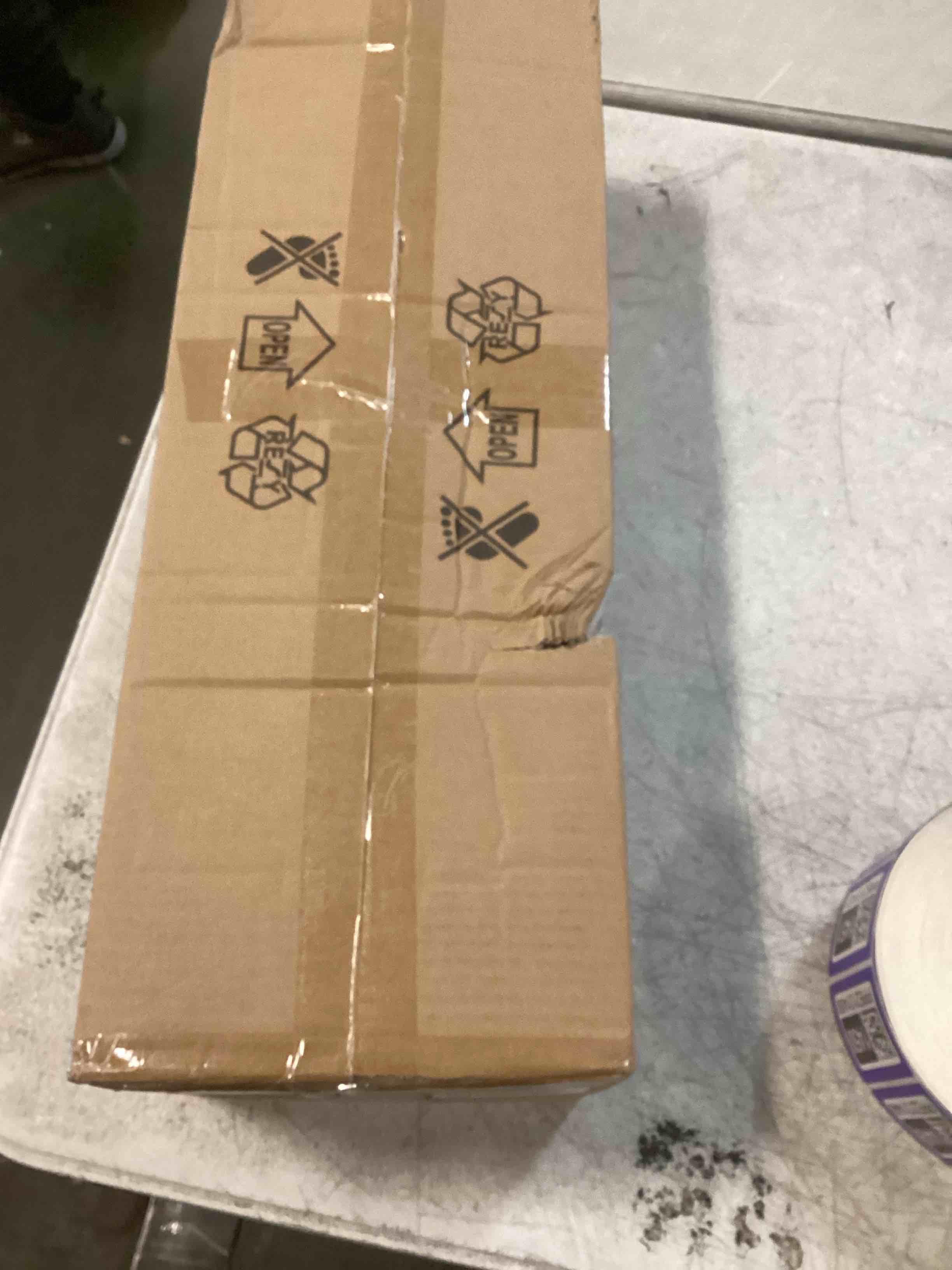 https://s3.amazonaws.com/lotting-images-prod/bidfta/_1741611497156.jpeg