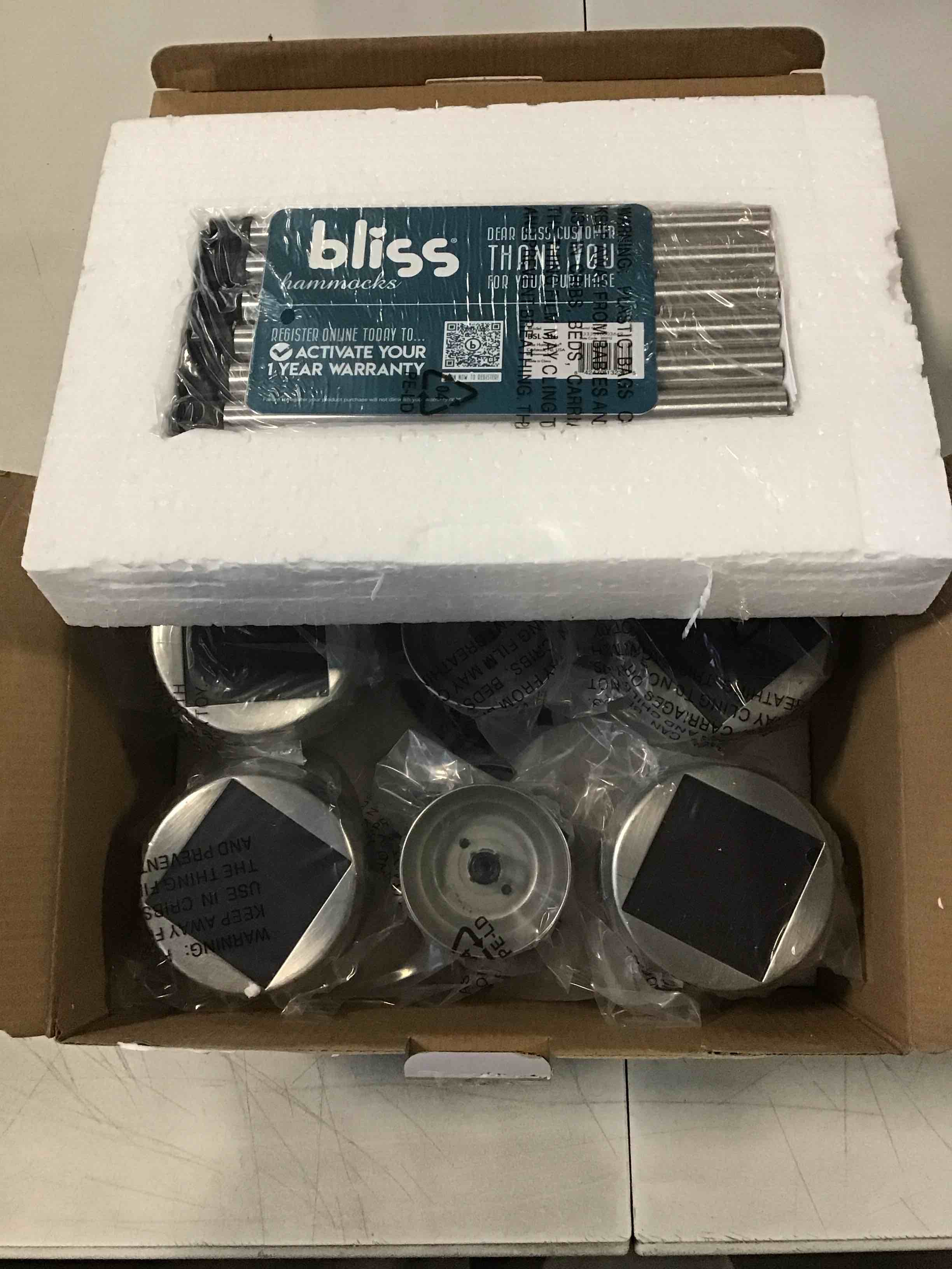 https://s3.amazonaws.com/lotting-images-prod/bidfta/_1741781791743.jpeg