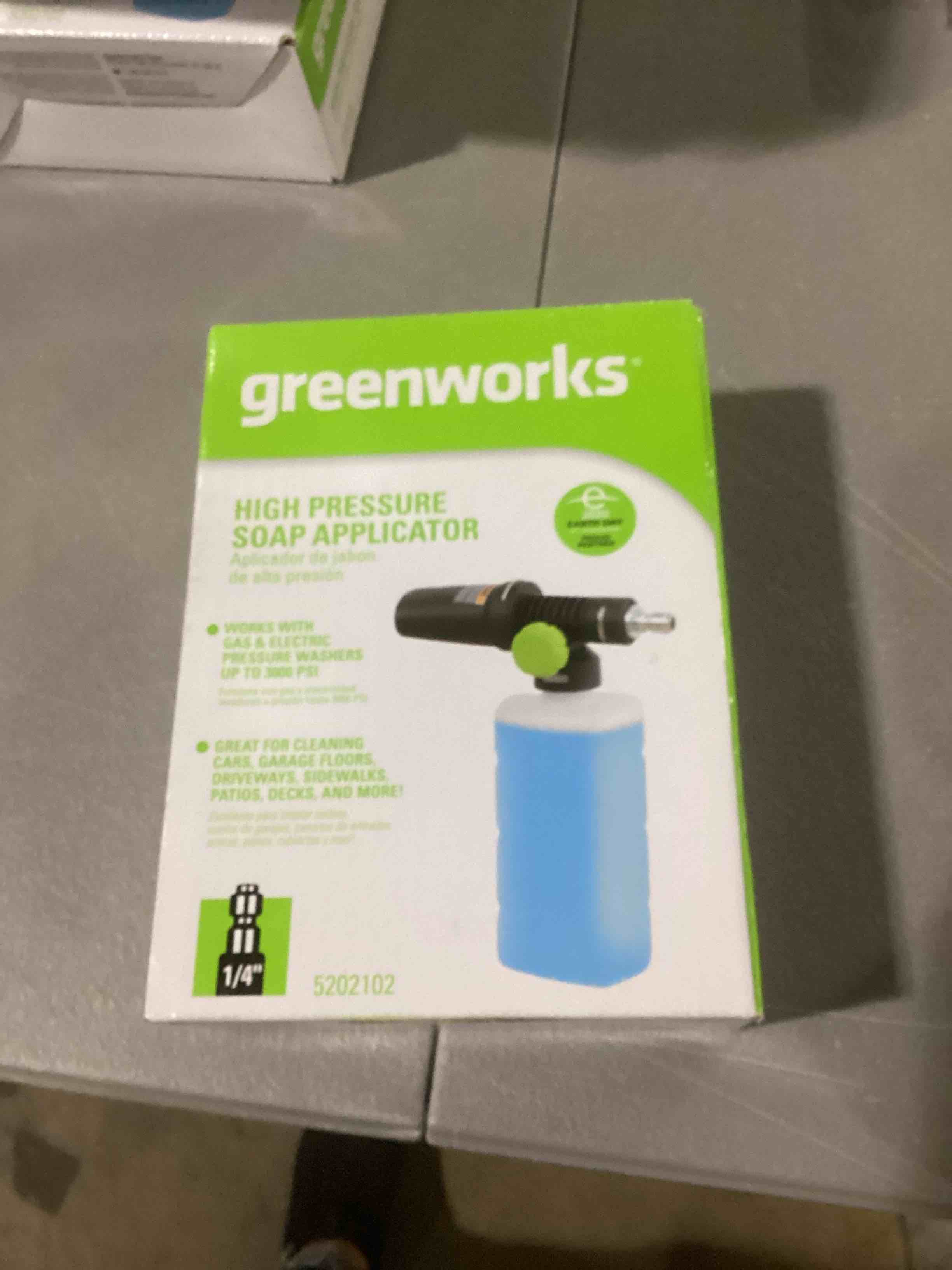 https://s3.amazonaws.com/lotting-images-prod/bidfta/_1741872737521.jpeg