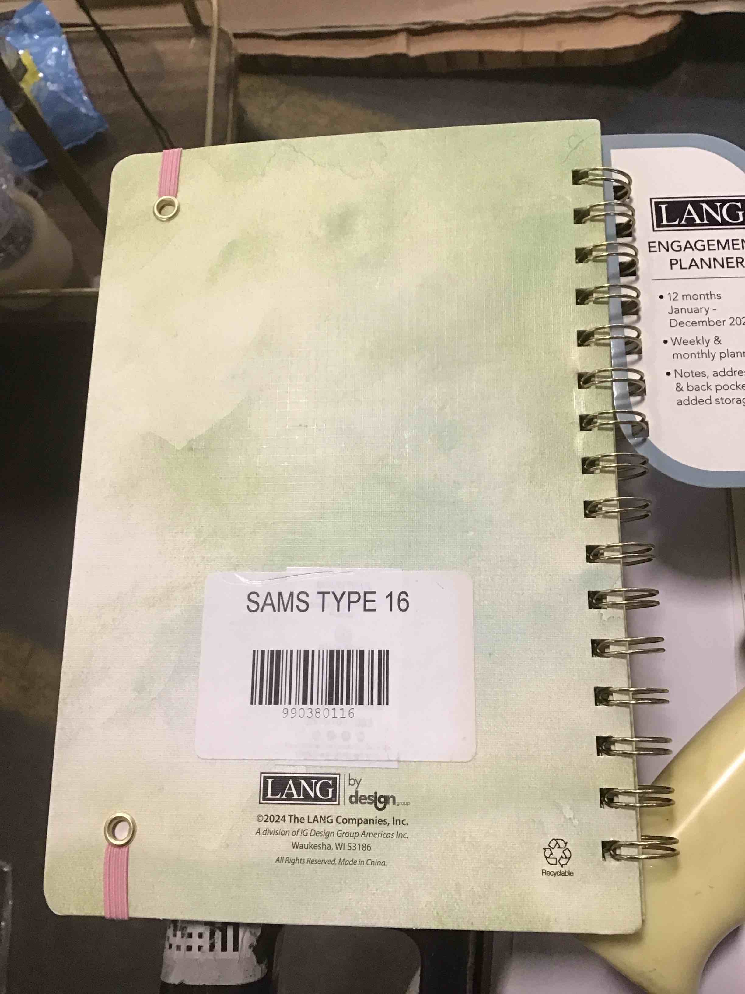 https://s3.amazonaws.com/lotting-images-prod/bidfta/_1742841591002.jpeg