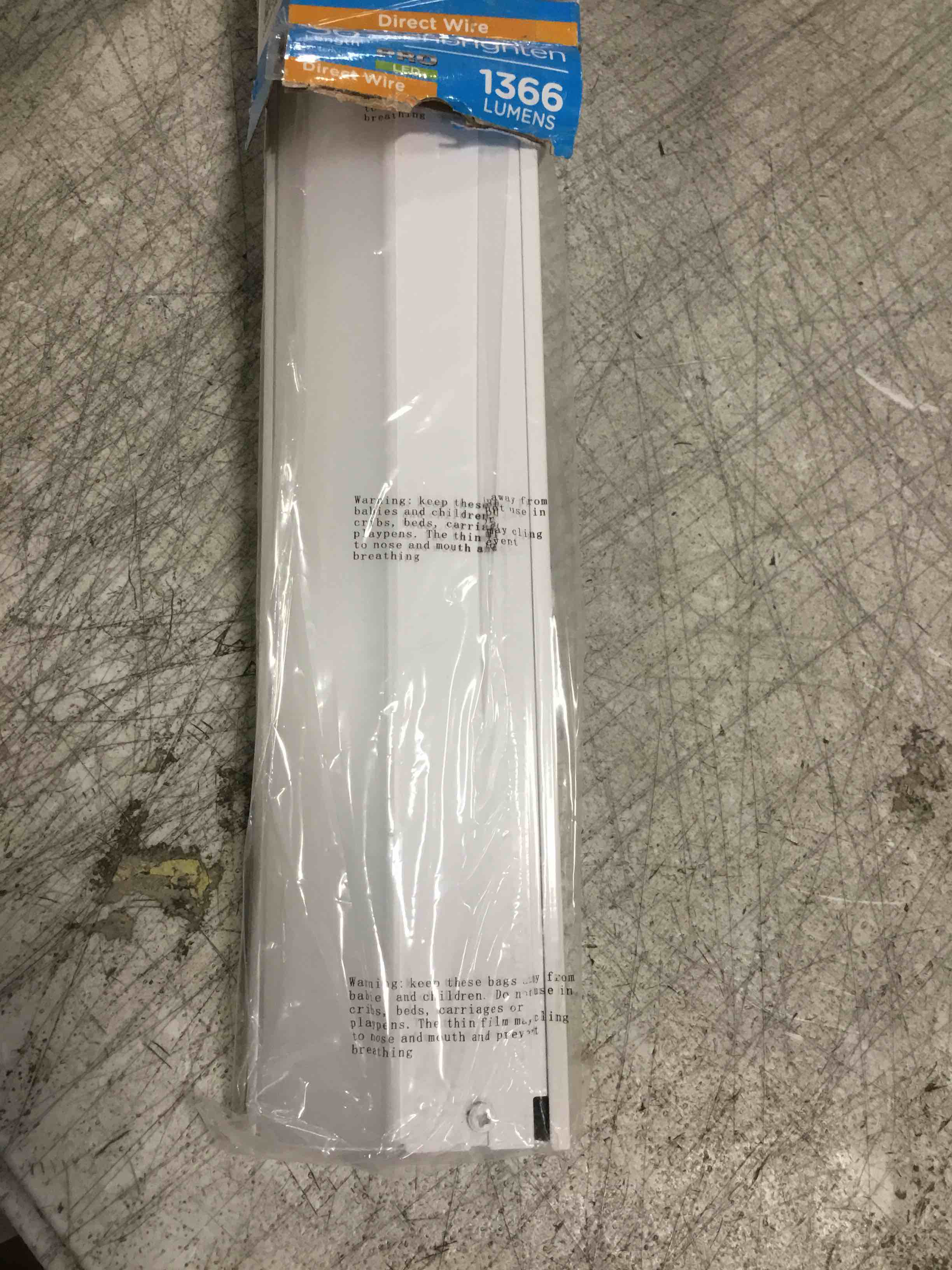 https://s3.amazonaws.com/lotting-images-prod/bidfta/_1743531910113.jpeg