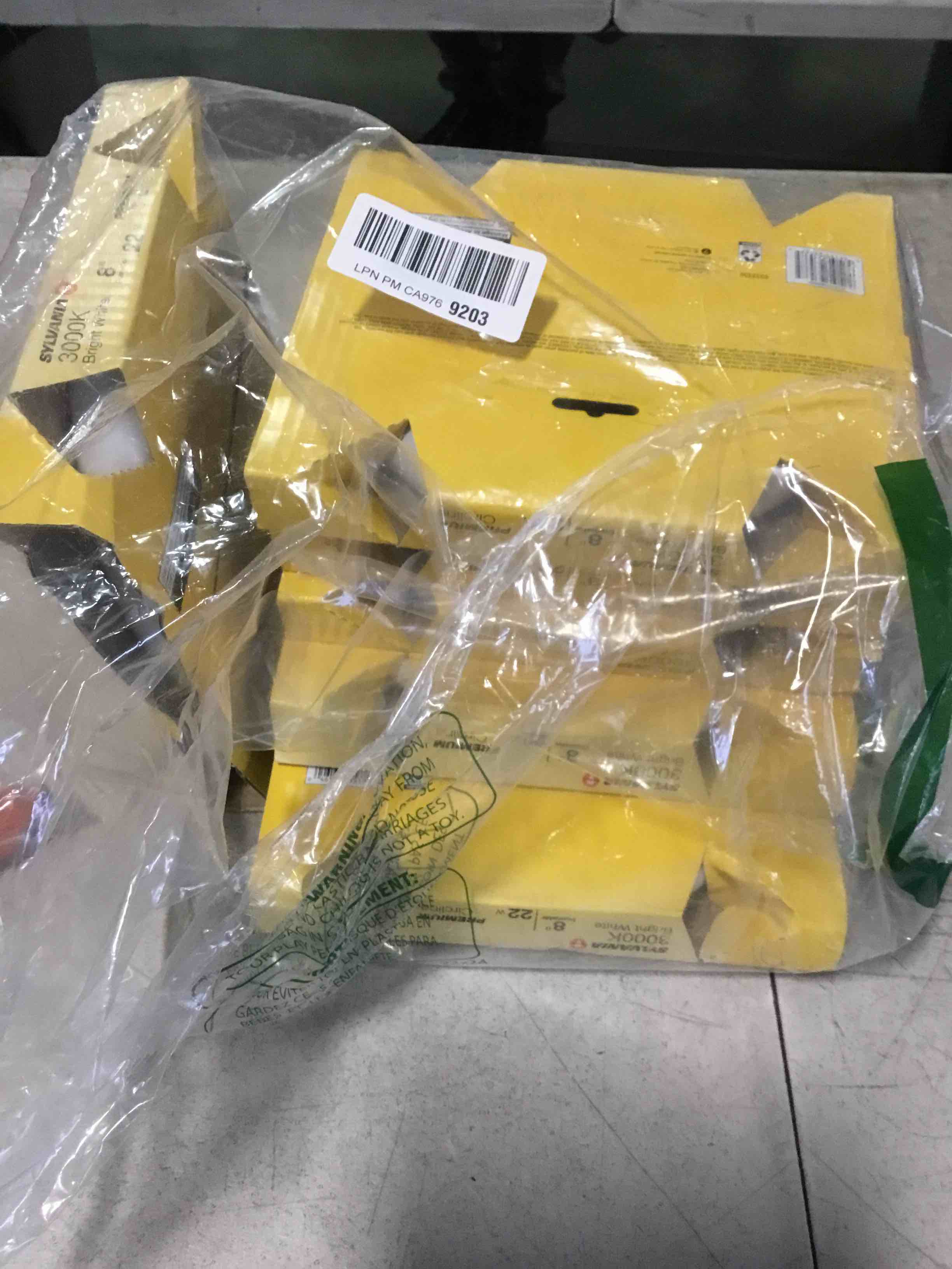 https://s3.amazonaws.com/lotting-images-prod/bidfta/_1743596999384.jpeg