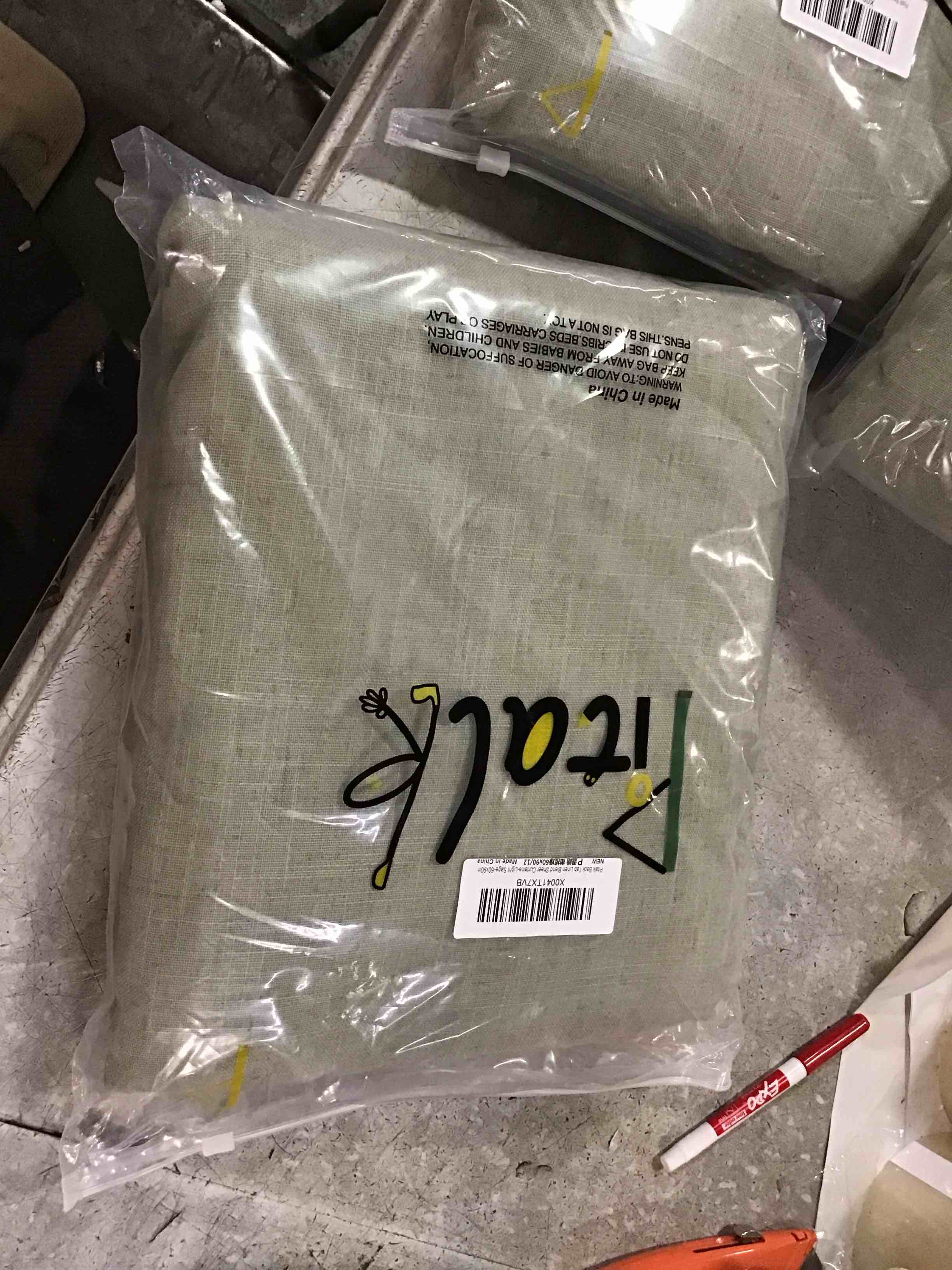 https://s3.amazonaws.com/lotting-images-prod/bidfta/_1743703845833.jpeg