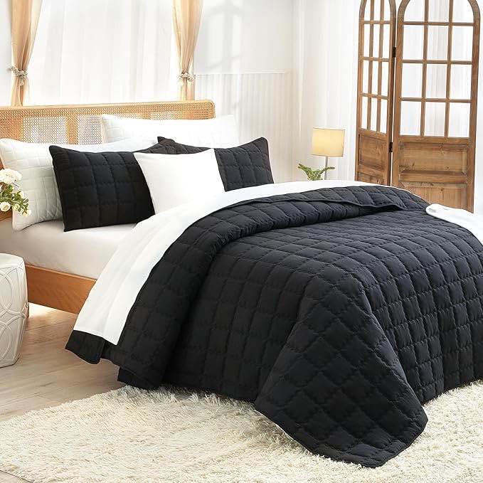 Beige Quilt Set Queen Size - Oversized Bedspread Coverlets Set, Summer Soft Thin Lightweight Quilt, Grid Pattern with Irregular Light Polka Dot Printing, 3 Pieces, 1 Quilt & 2 Pillow Shams Full/Queen (90"x96") Black - Printed