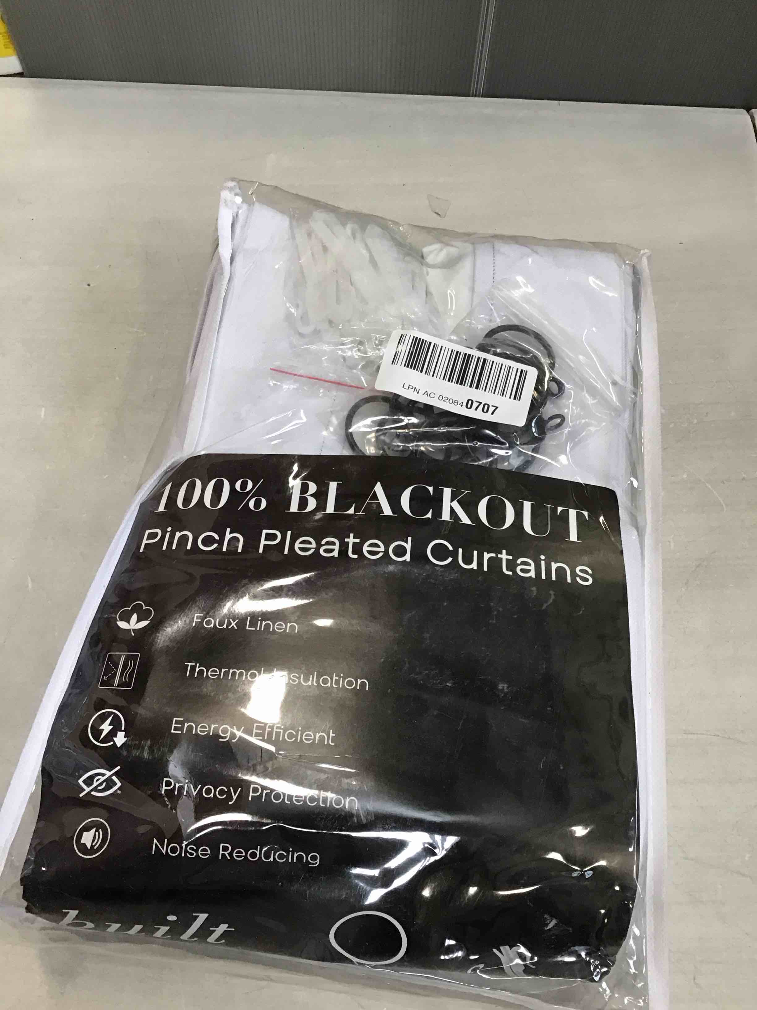 https://s3.amazonaws.com/lotting-images-prod/bidfta/_1745257356889.jpeg