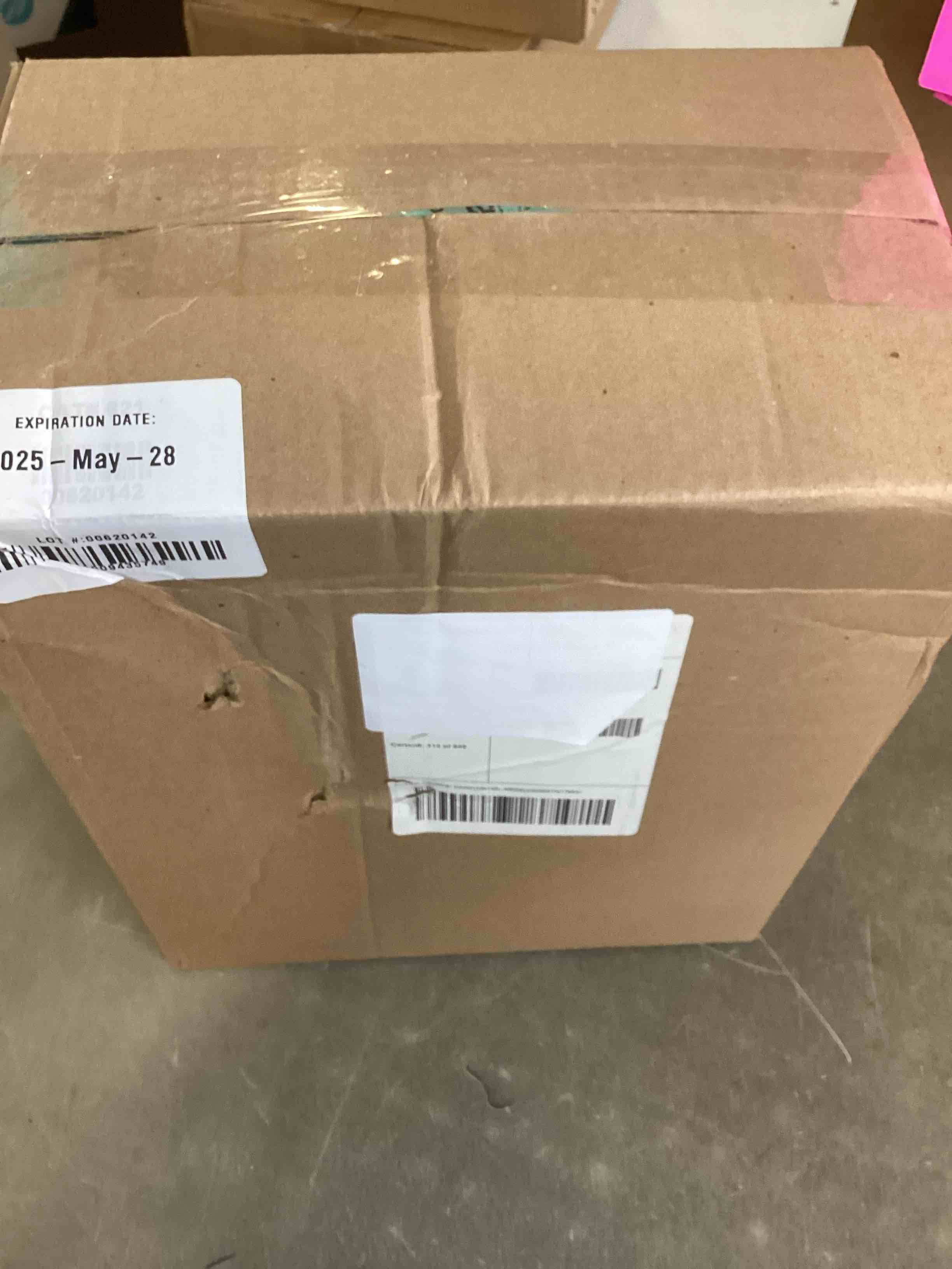 https://s3.amazonaws.com/lotting-images-prod/bidfta/_1745333077441.jpeg