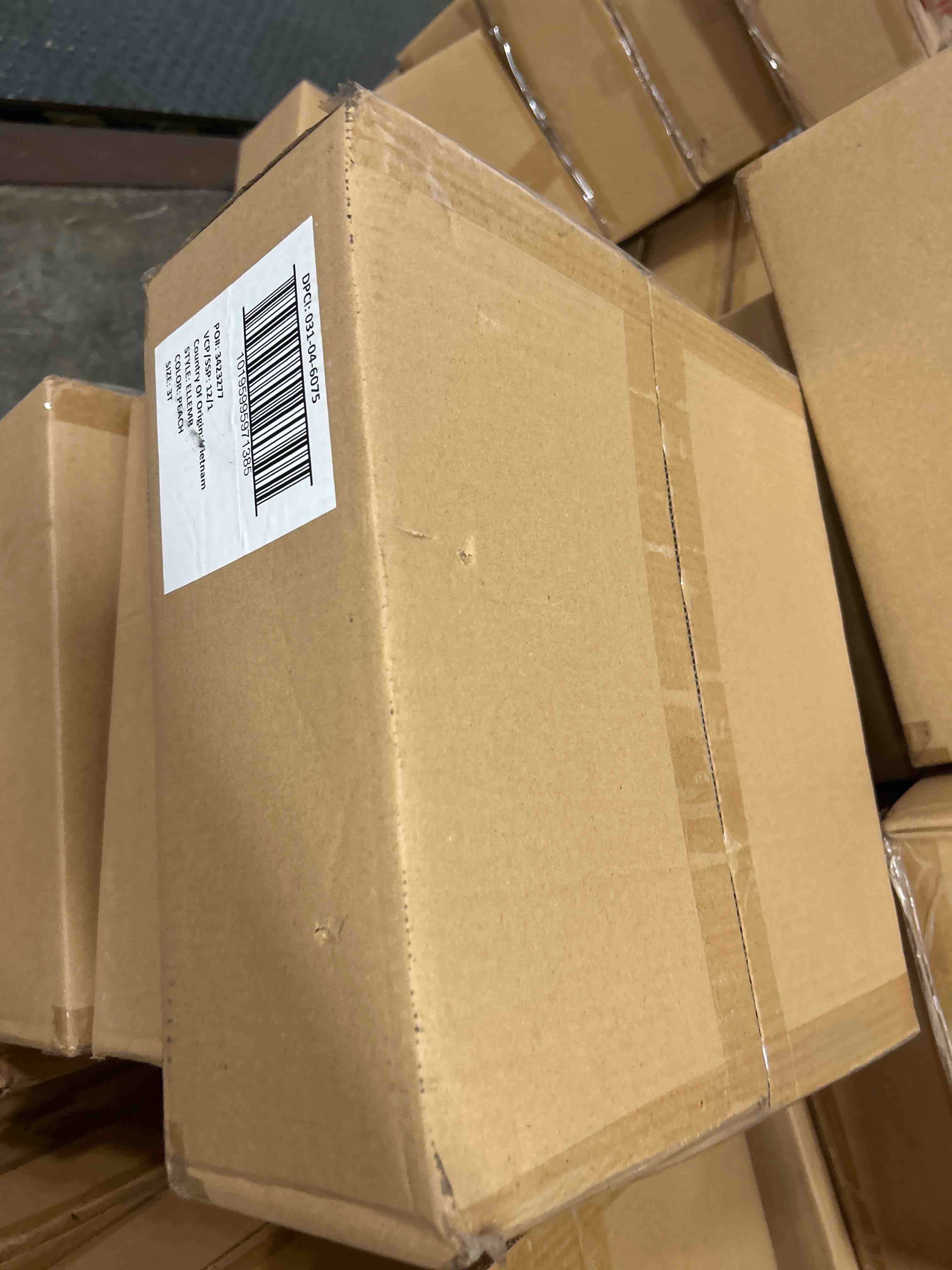 https://s3.amazonaws.com/lotting-images-prod/bidfta/_1745335670949.jpeg