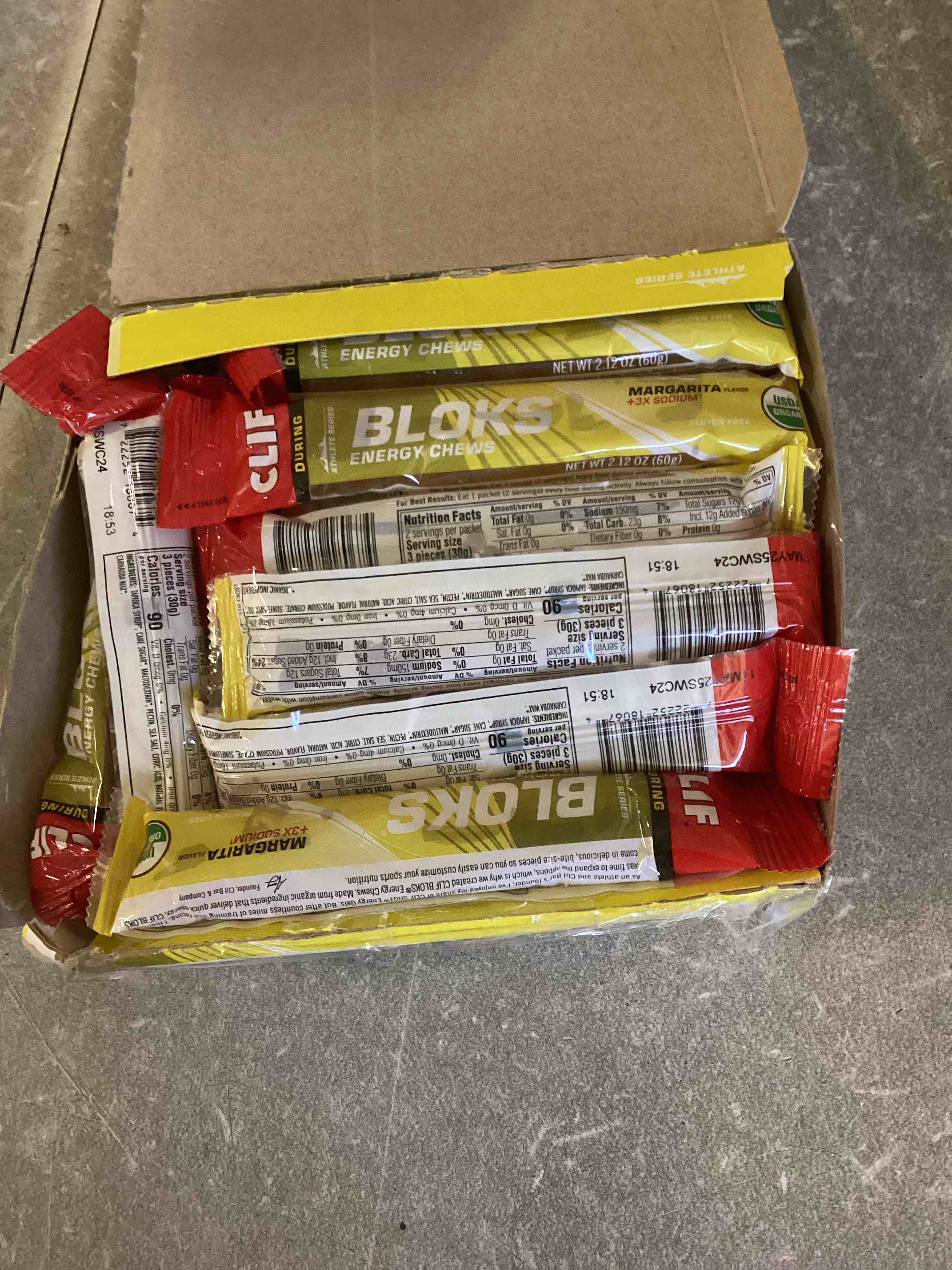 https://s3.amazonaws.com/lotting-images-prod/bidfta/_1745420199175.jpeg