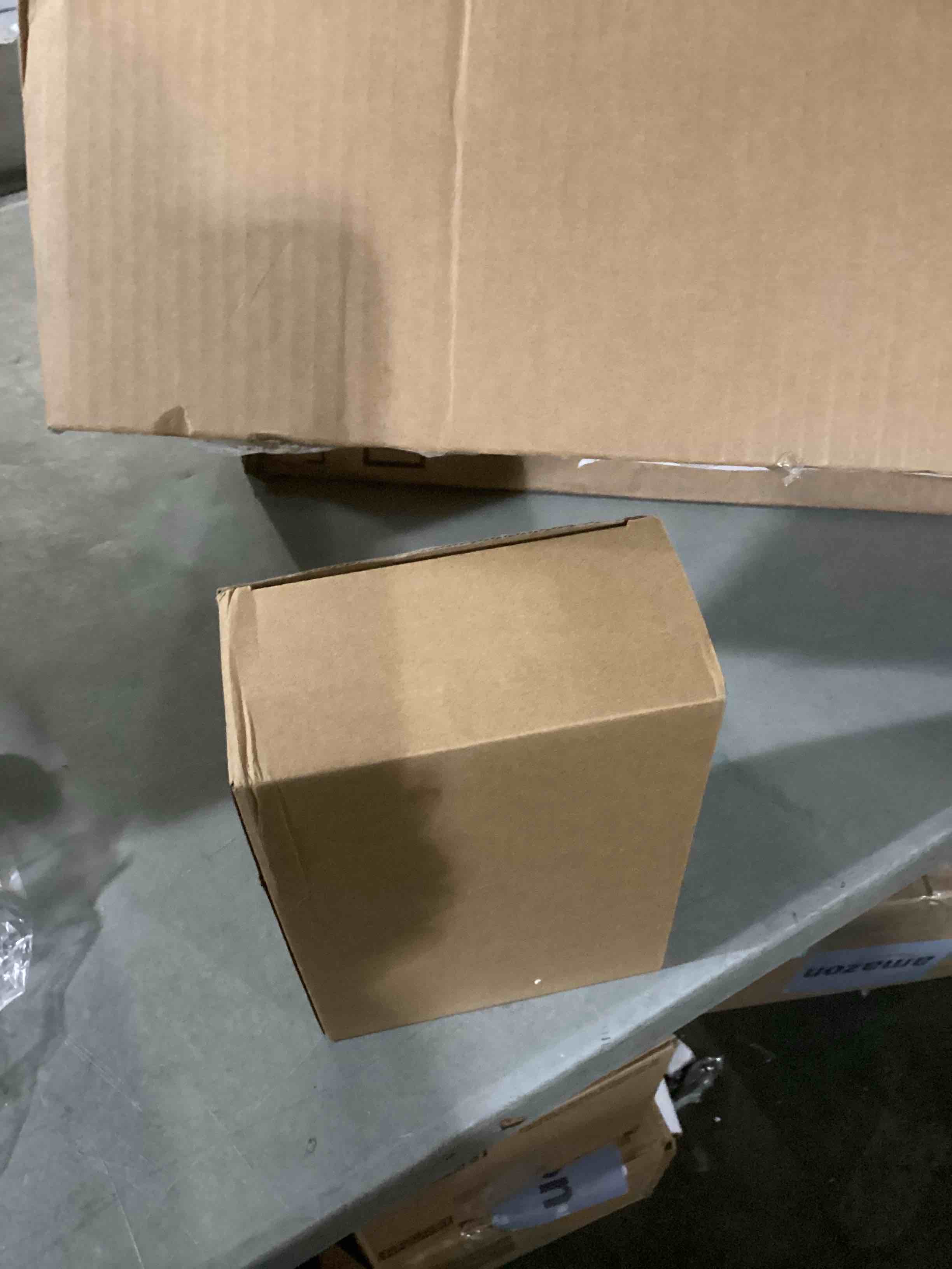 https://s3.amazonaws.com/lotting-images-prod/bidfta/_1745502808273.jpeg