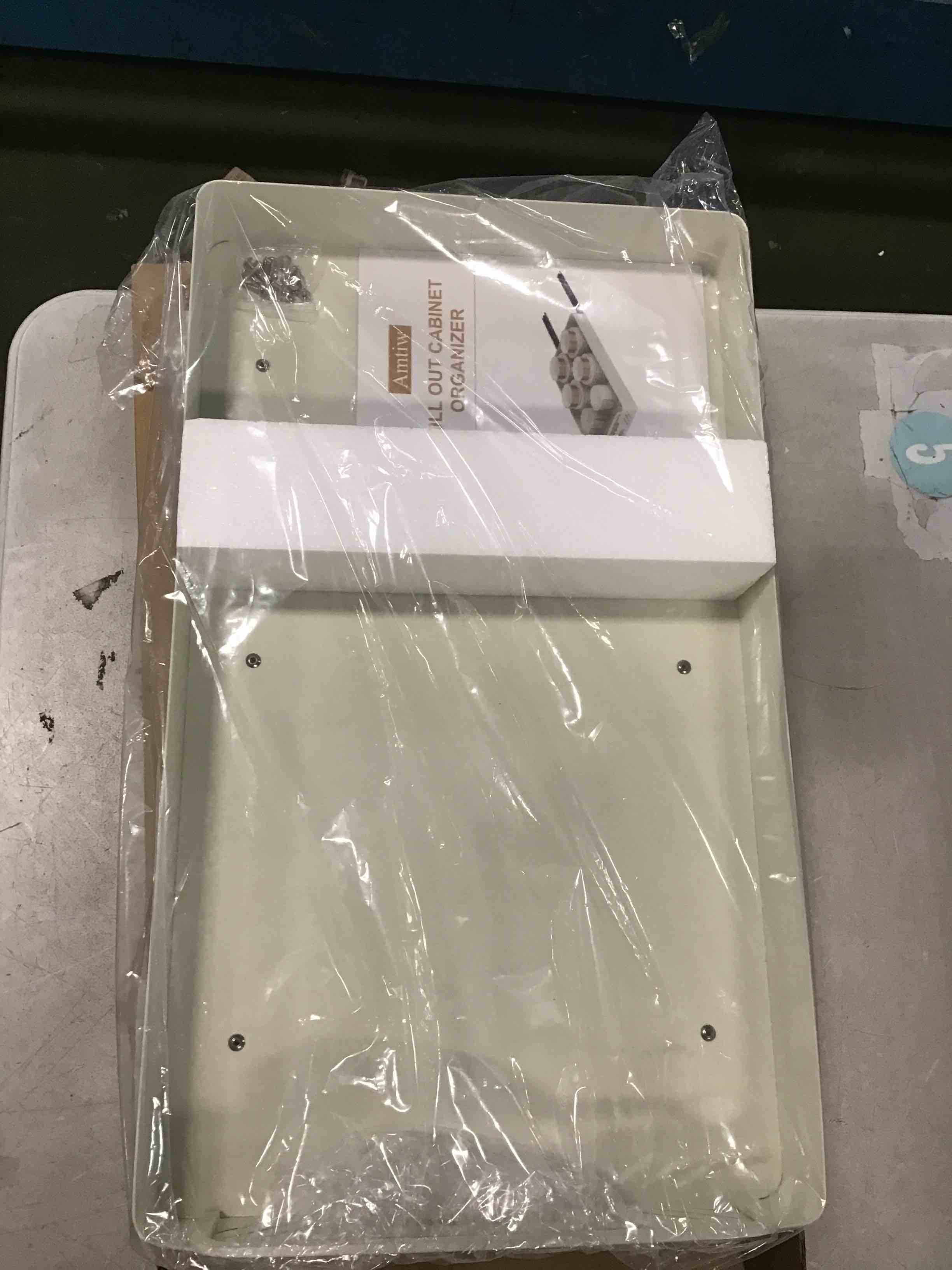 https://s3.amazonaws.com/lotting-images-prod/bidfta/_1745583687167.jpeg