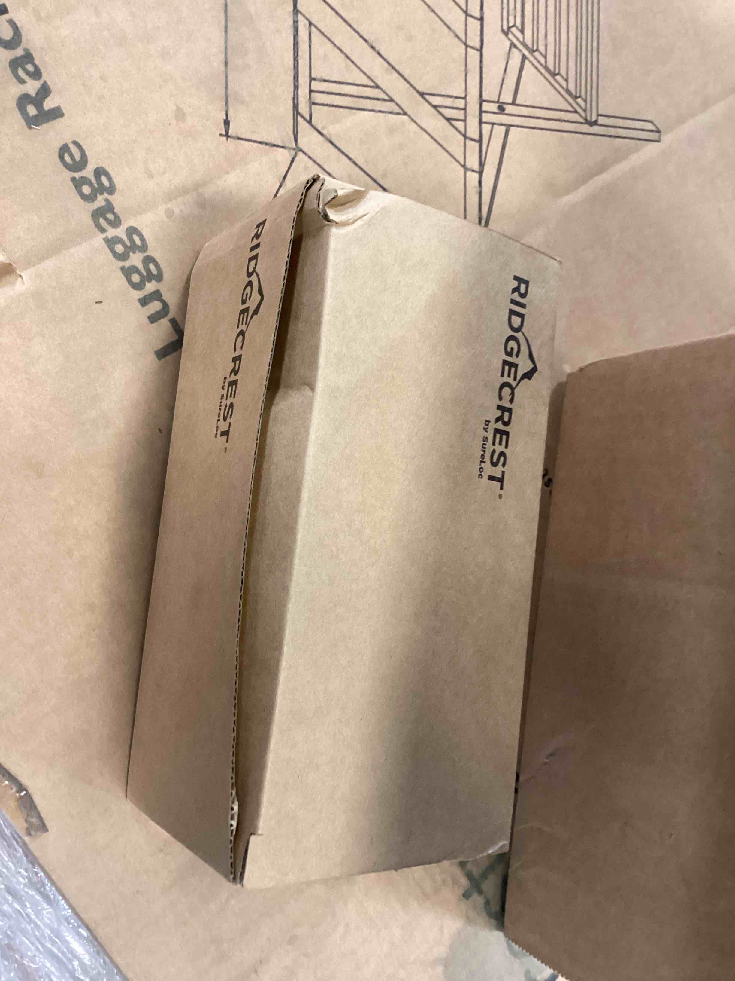 https://s3.amazonaws.com/lotting-images-prod/bidfta/_1746035808461.jpeg