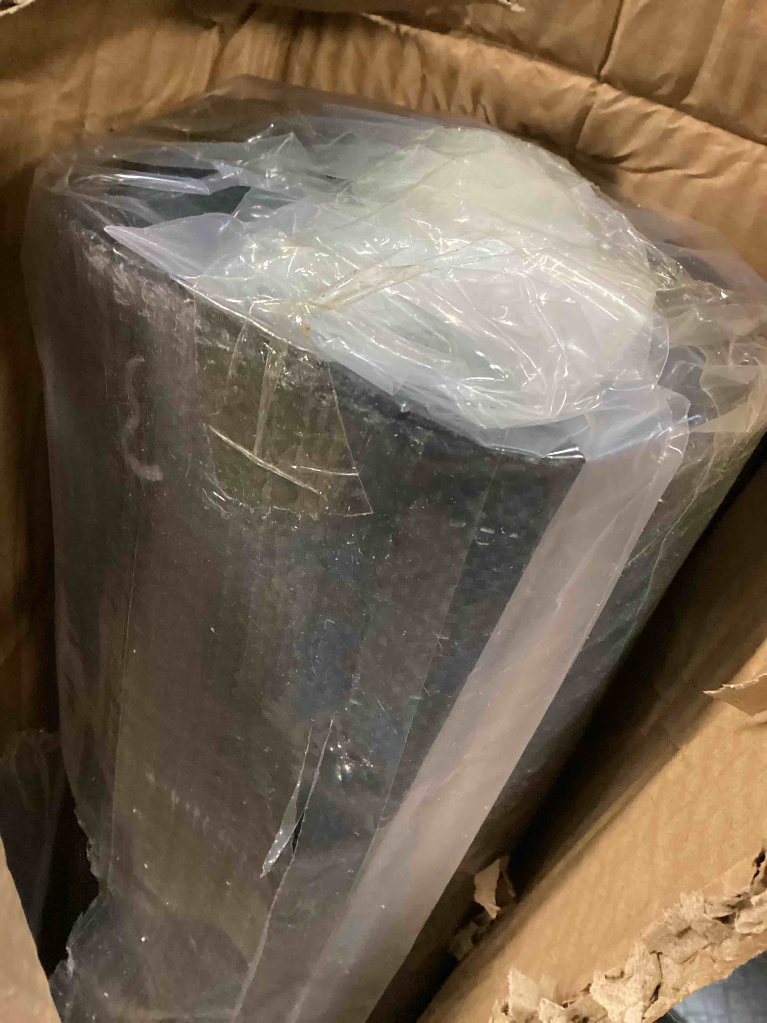 https://s3.amazonaws.com/lotting-images-prod/bidfta/_1746101845973.jpeg