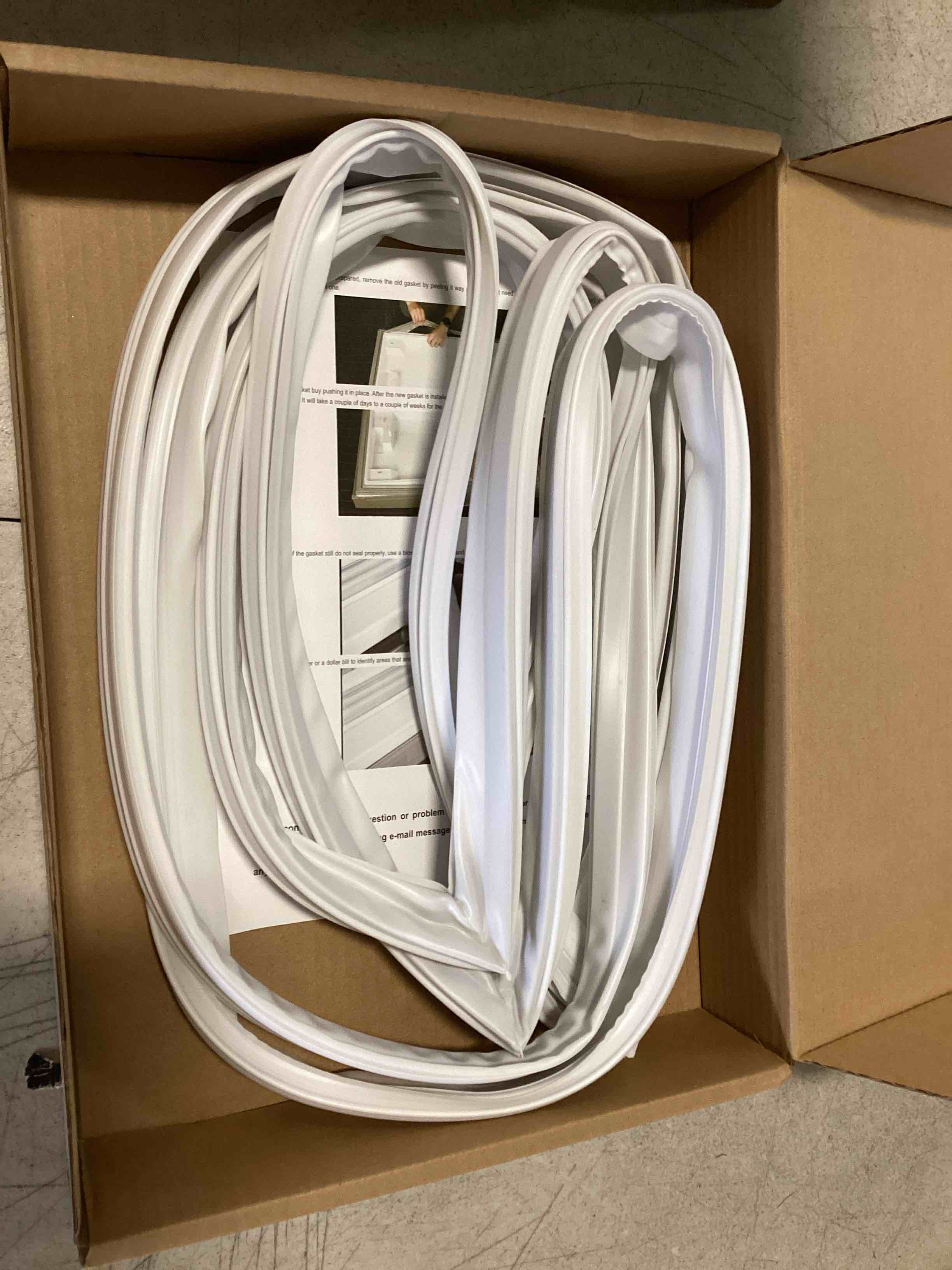 https://s3.amazonaws.com/lotting-images-prod/bidfta/_1746109922452.jpeg