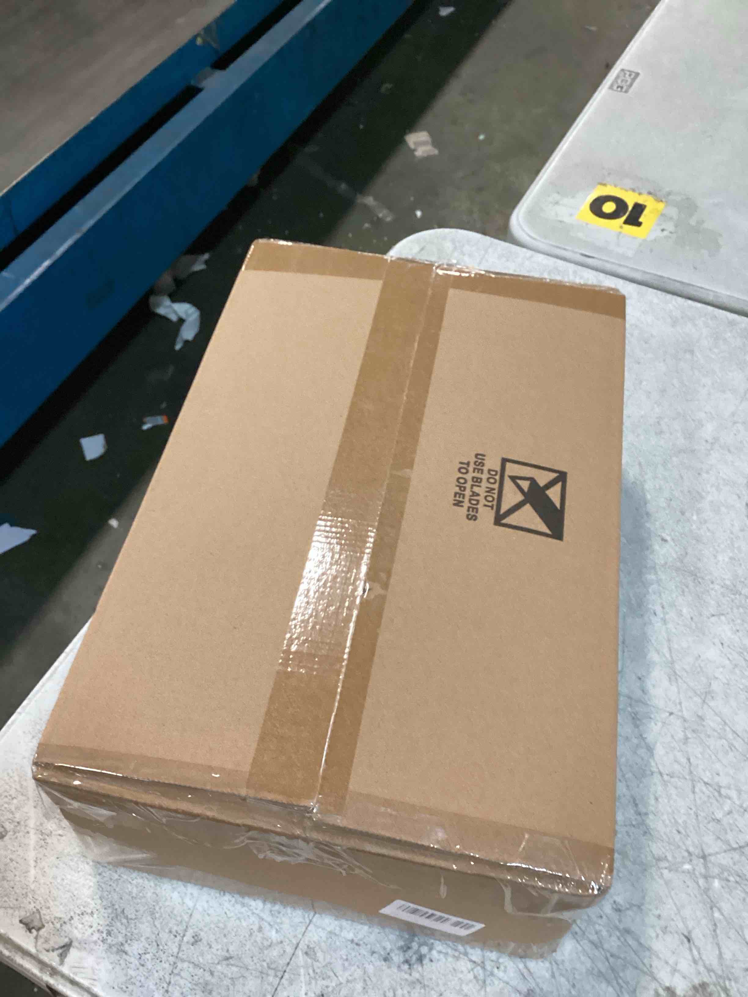 https://s3.amazonaws.com/lotting-images-prod/bidfta/_1746556722722.jpeg