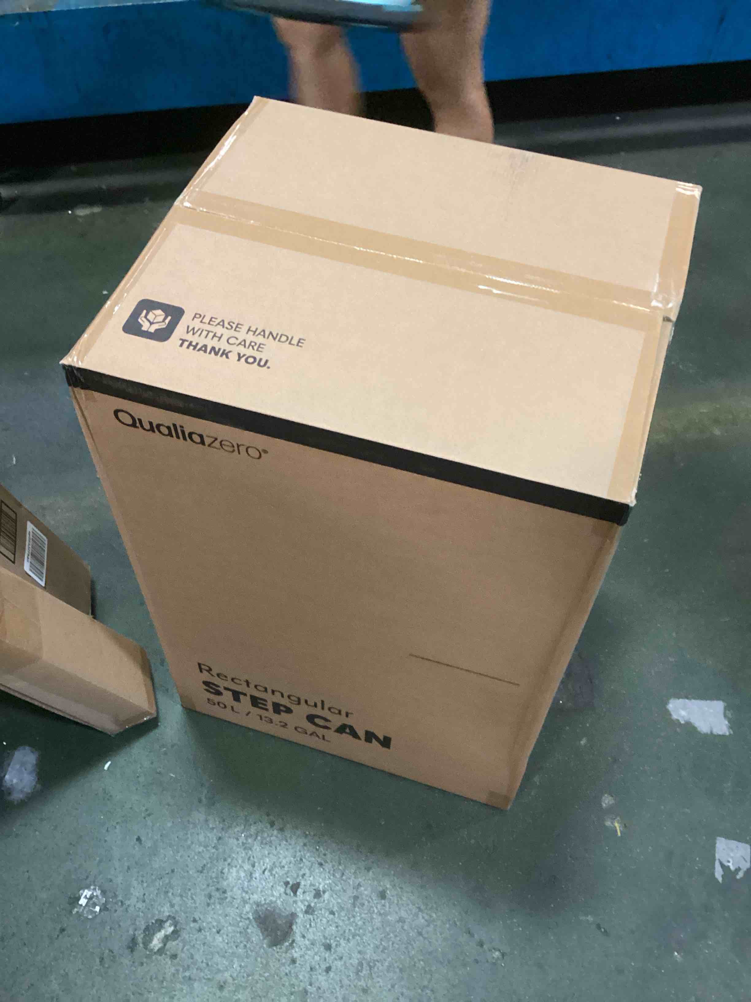 https://s3.amazonaws.com/lotting-images-prod/bidfta/_1746619102025.jpeg