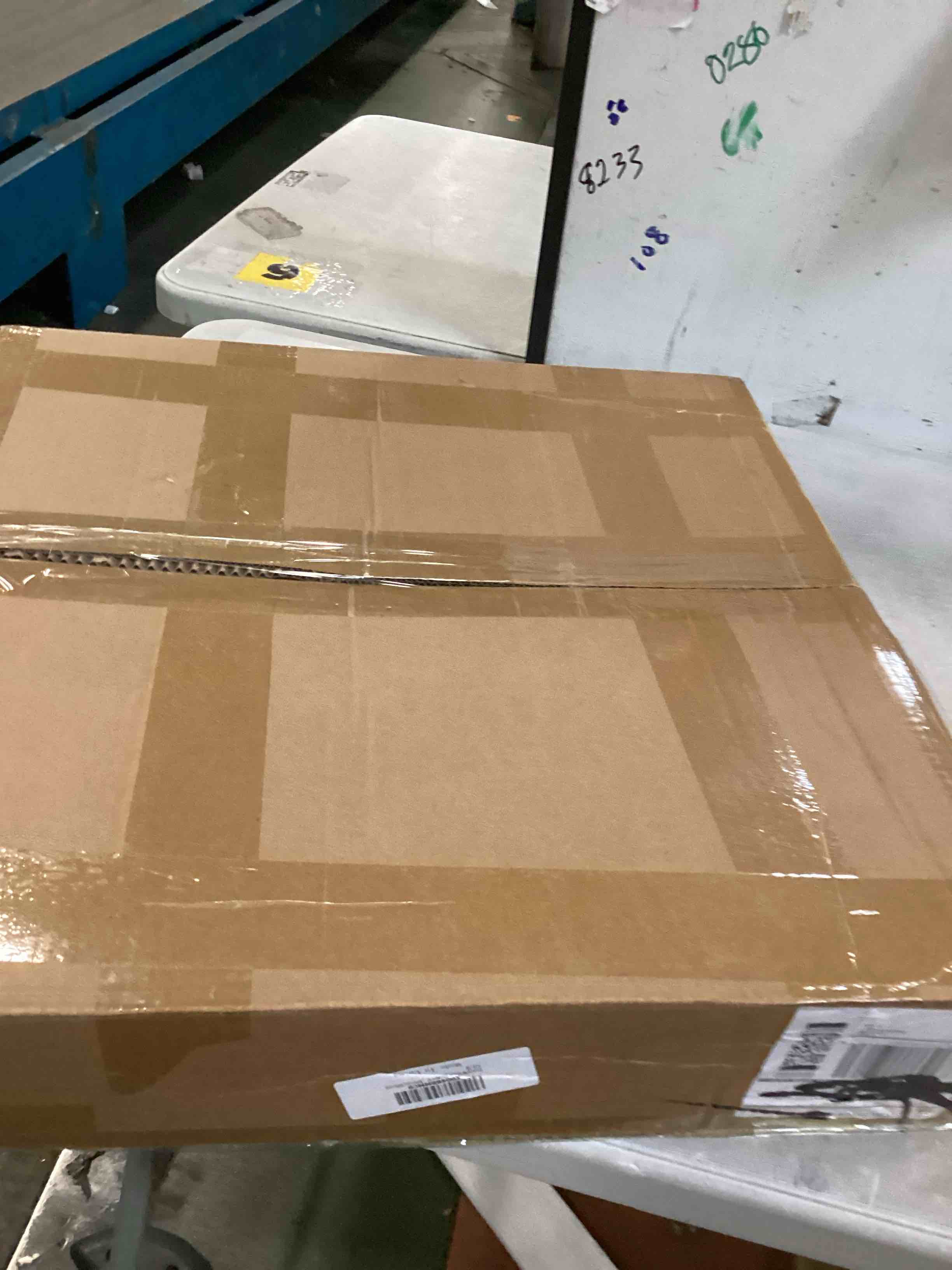 https://s3.amazonaws.com/lotting-images-prod/bidfta/_1747229796654.jpeg