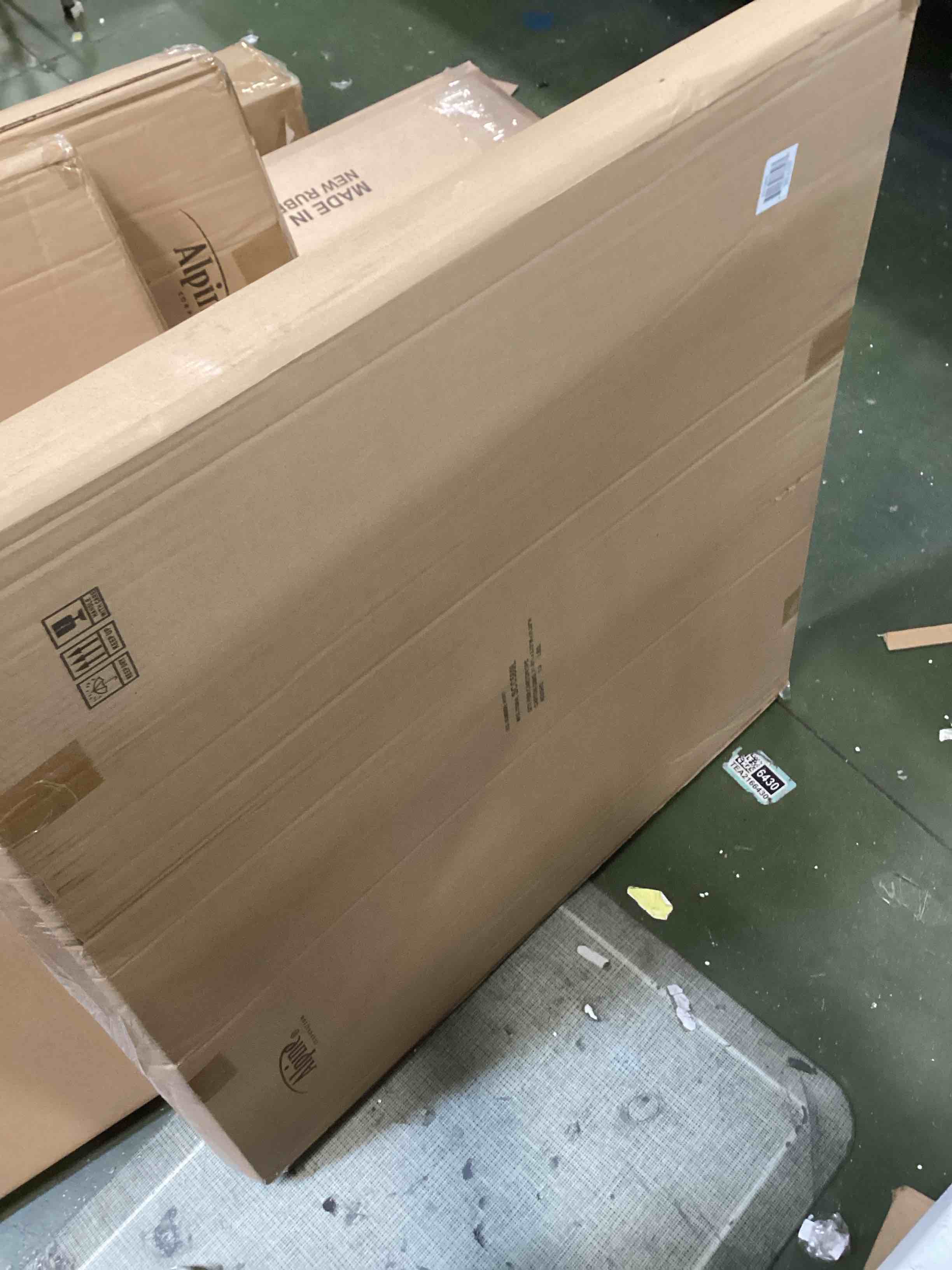 https://s3.amazonaws.com/lotting-images-prod/bidfta/_1747321153491.jpeg