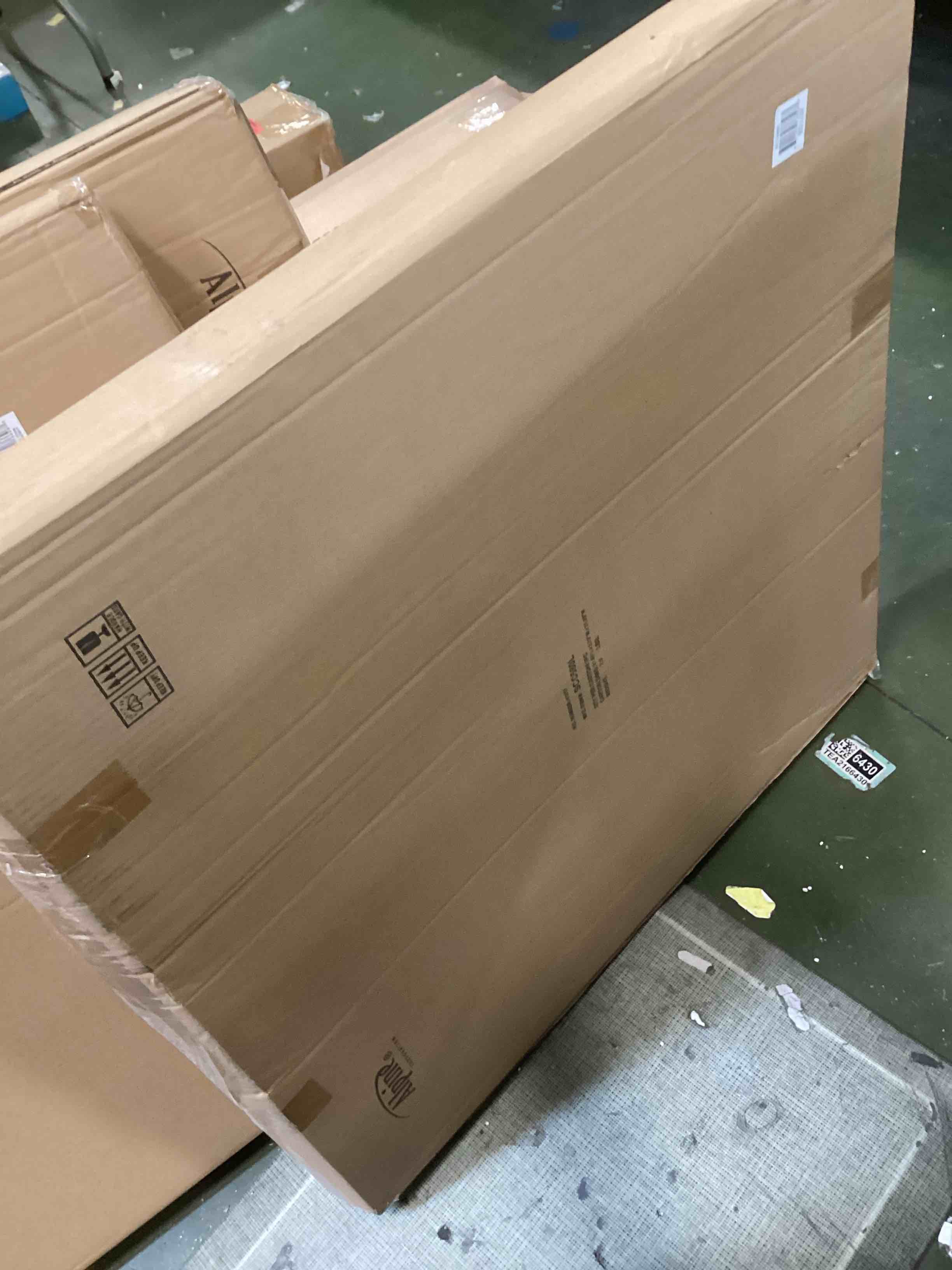 https://s3.amazonaws.com/lotting-images-prod/bidfta/_1747321154746.jpeg